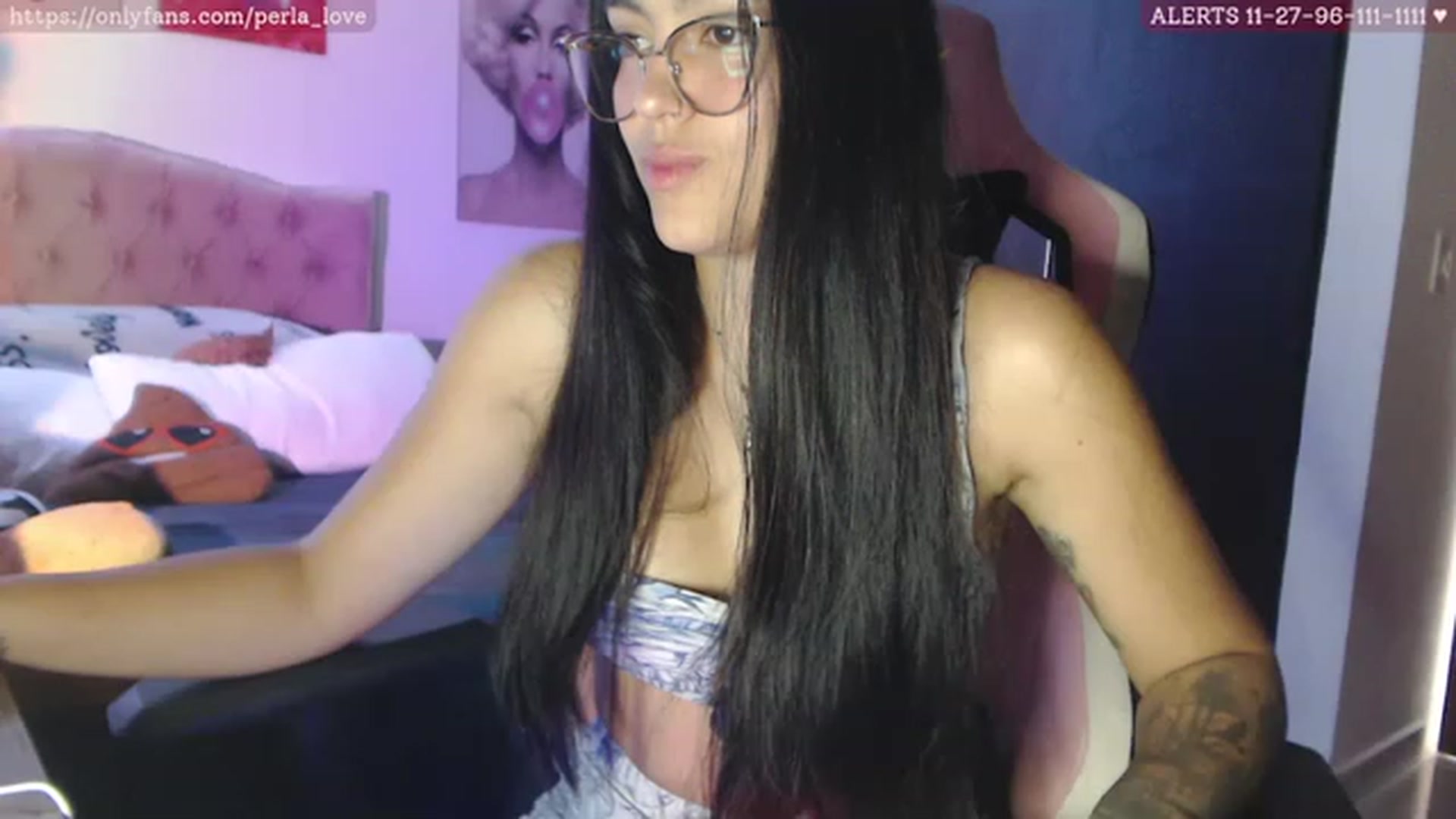 Gallery image thumbnail from Perla_Love's myfreecams stream on, 06/13/2023, 16:45 image 2 of 20