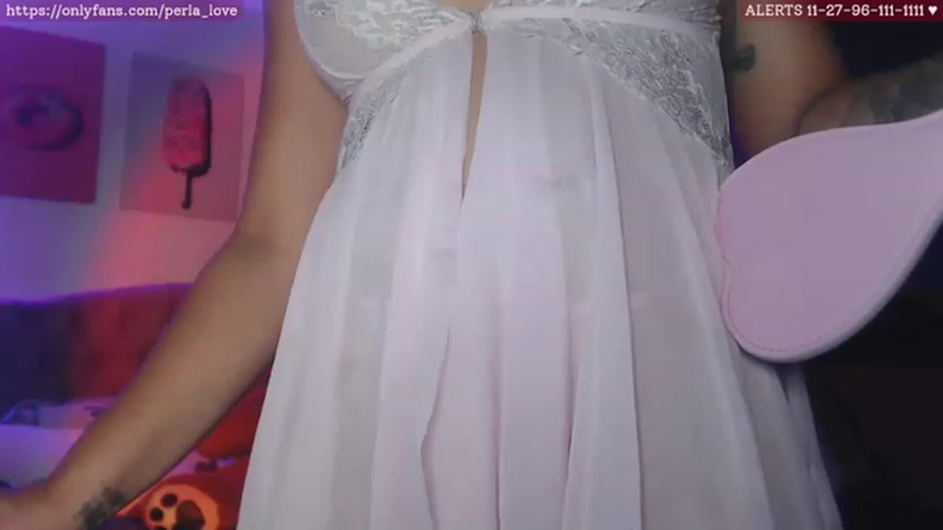 Gallery image thumbnail from Perla_Love's myfreecams stream on, 06/14/2023, 16:30 image 17 of 20
