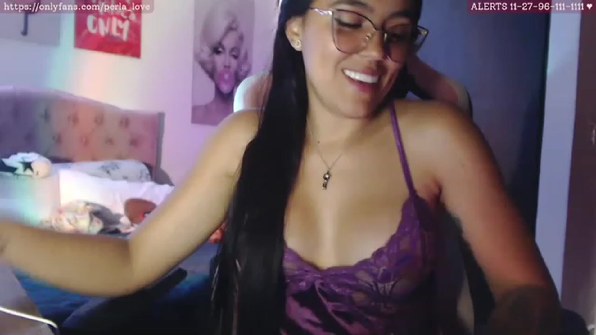 Gallery image thumbnail from Perla_Love's myfreecams stream on, 06/15/2023, 16:43 image 18 of 20