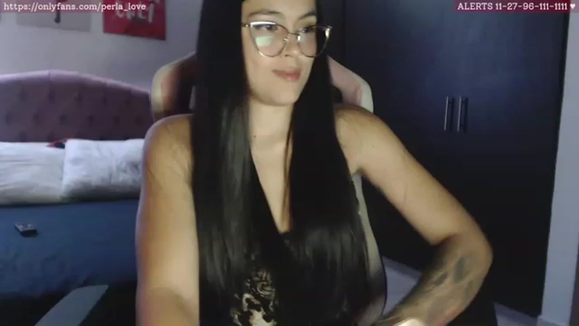 Gallery image thumbnail from Perla_Love's myfreecams stream on, 07/22/2023, 23:15 image 3 of 20
