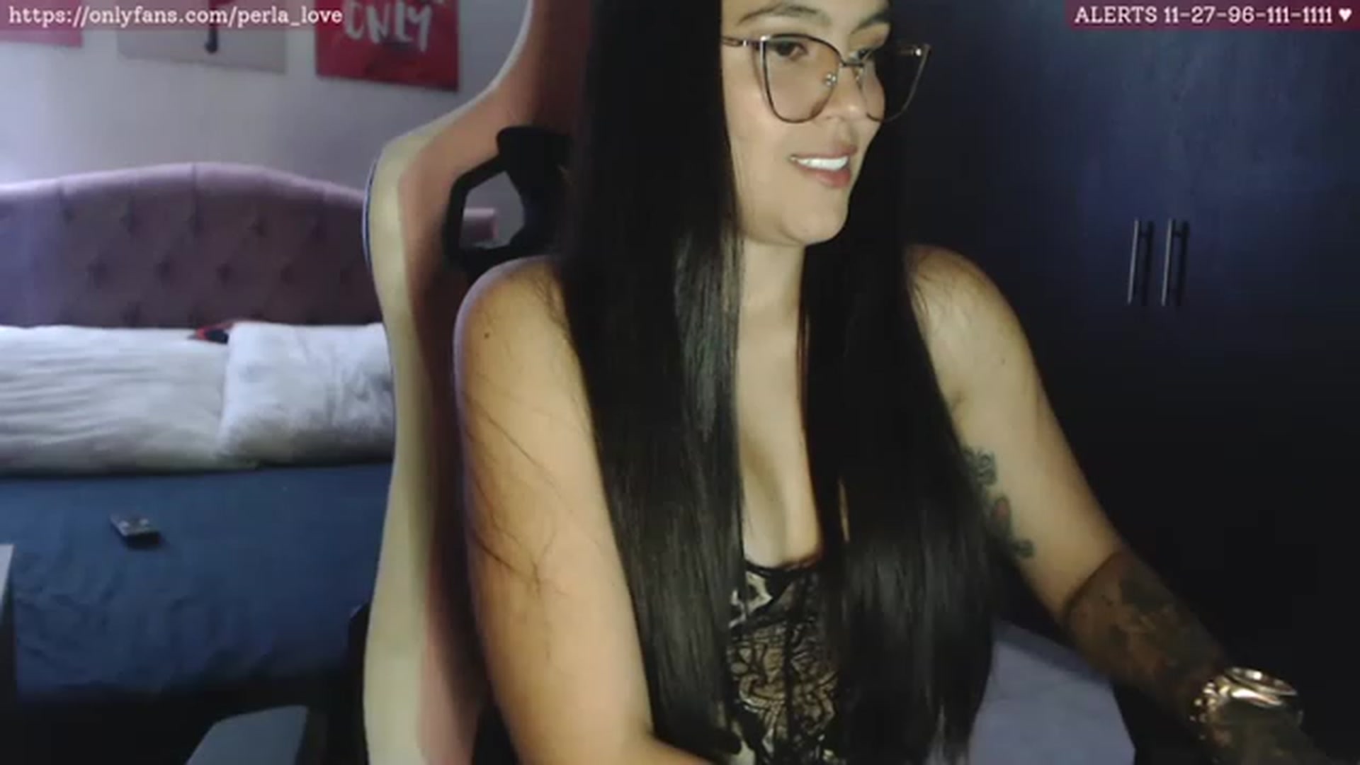 Gallery image thumbnail from Perla_Love's myfreecams stream on, 07/22/2023, 23:15 image 1 of 20
