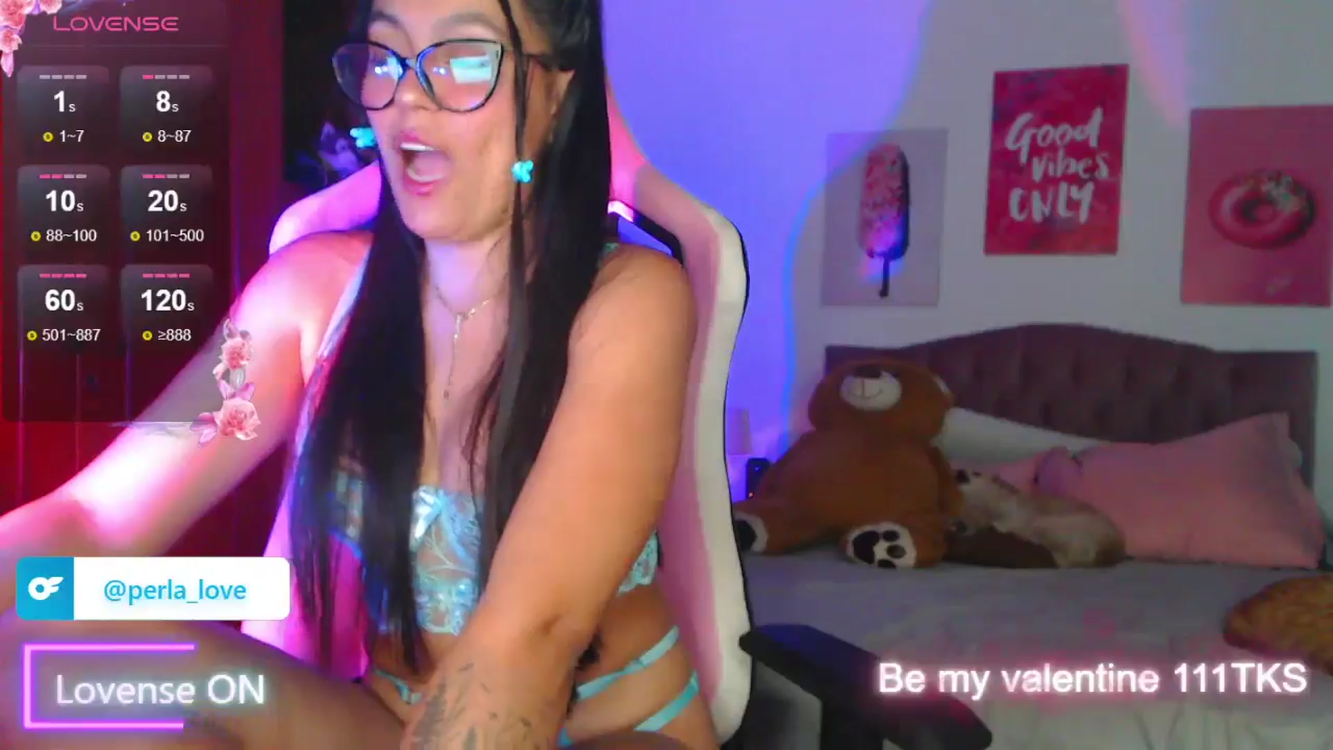Gallery image thumbnail from Perla_Love's myfreecams stream on, 02/05/2025, 16:20 image 8 of 20