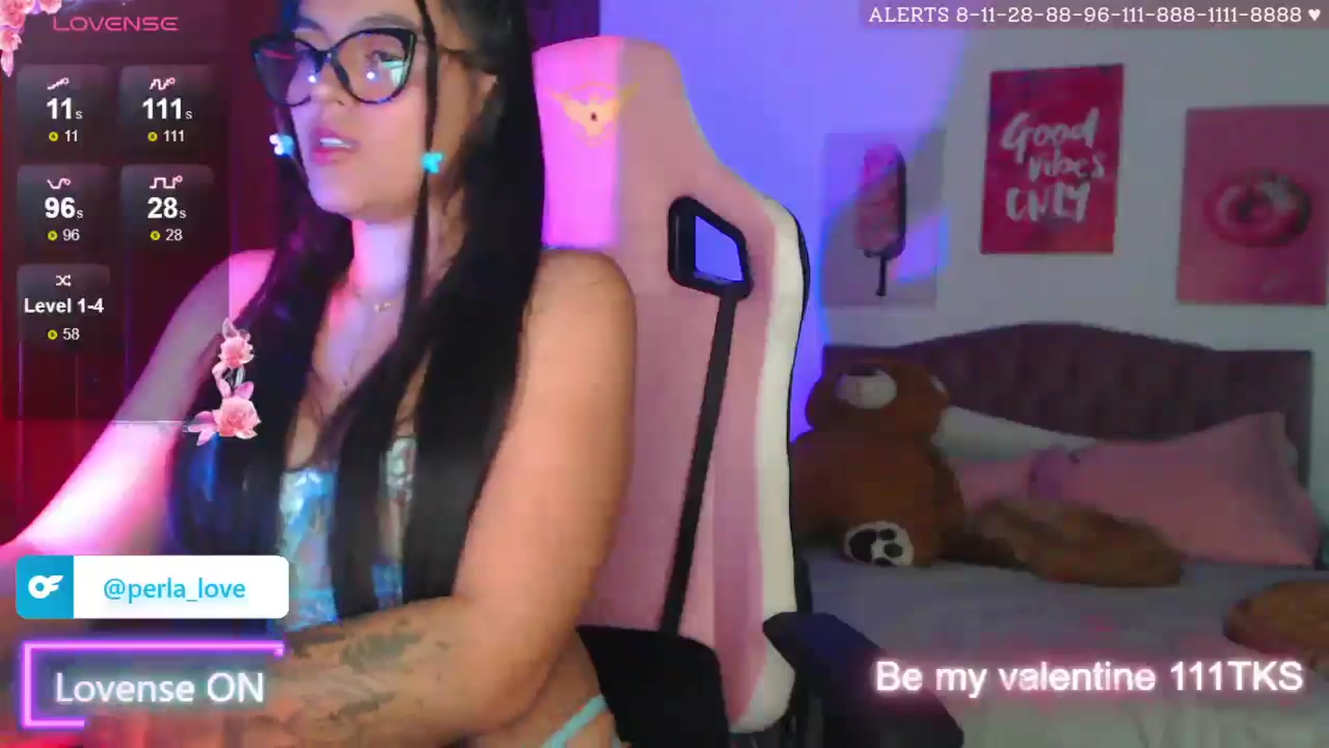 Gallery image thumbnail from Perla_Love's myfreecams stream on, 02/05/2025, 16:20 image 14 of 20