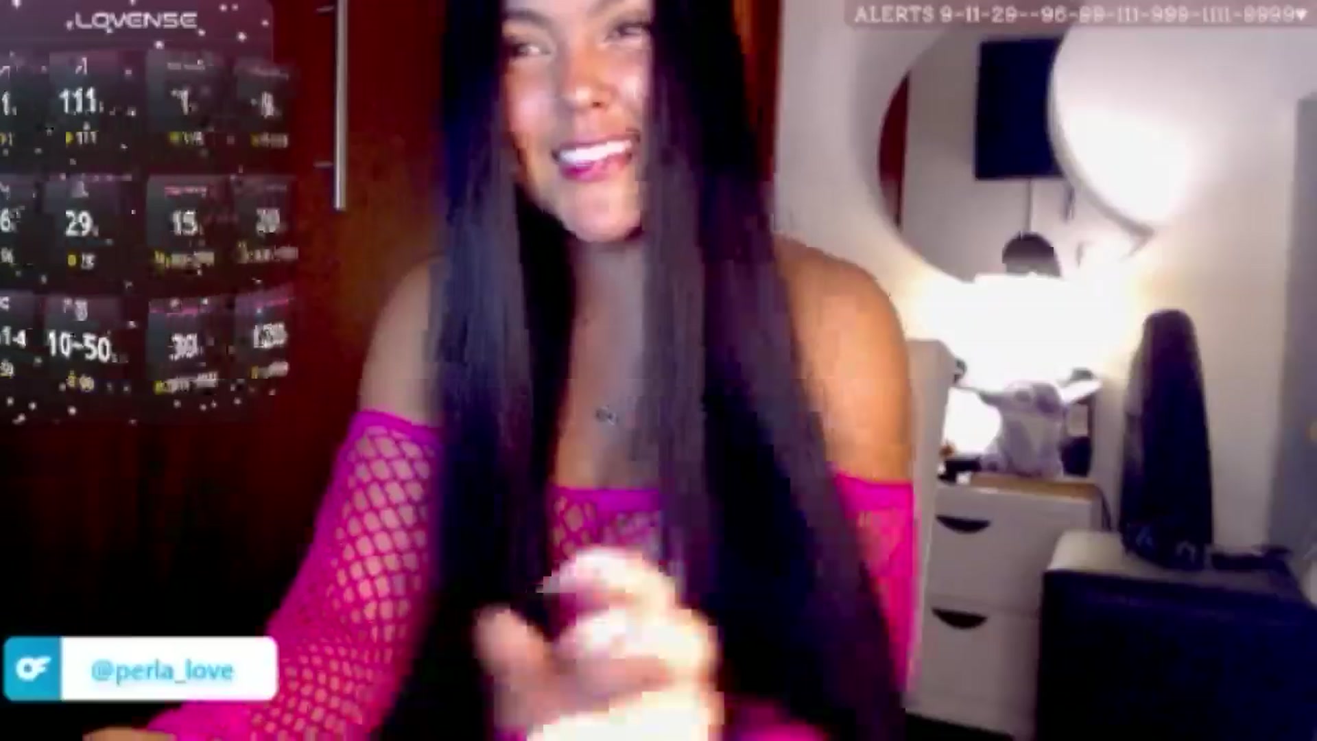 Gallery image thumbnail from Perla_Love's myfreecams stream on, 10/27/2025, 16:41 image 9 of 20