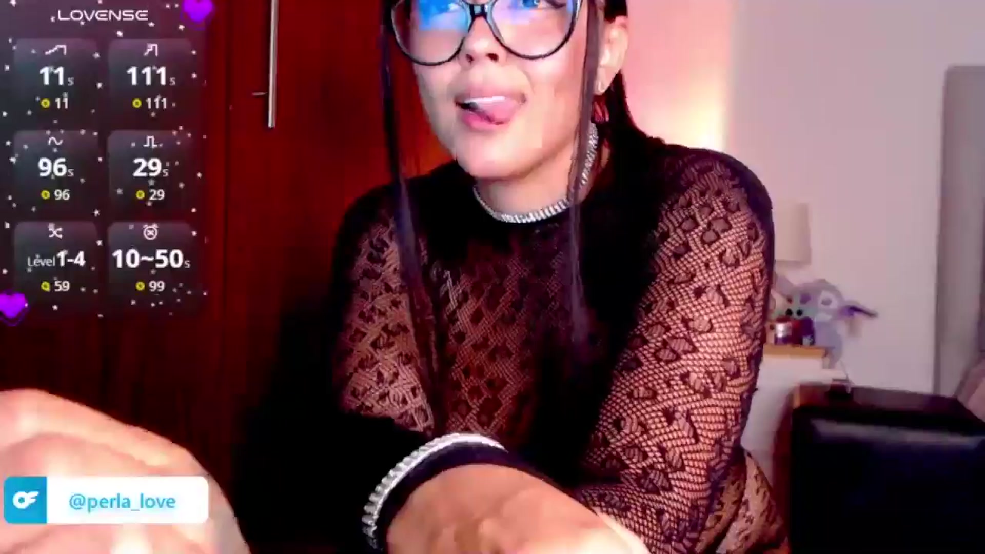 Gallery image thumbnail from Perla_Love's myfreecams stream on, 12/29/2025, 17:37 image 2 of 20