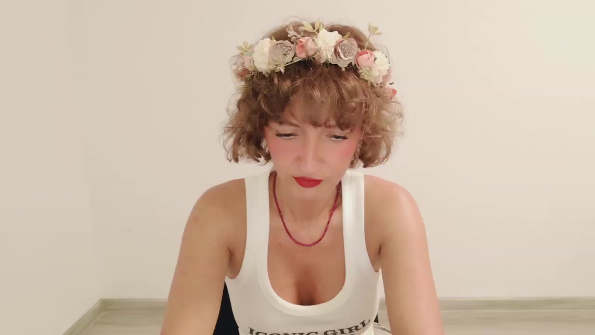 Gallery image thumbnail from Perlaa's myfreecams stream on, 08/03/2026, 24:47 image 7 of 20