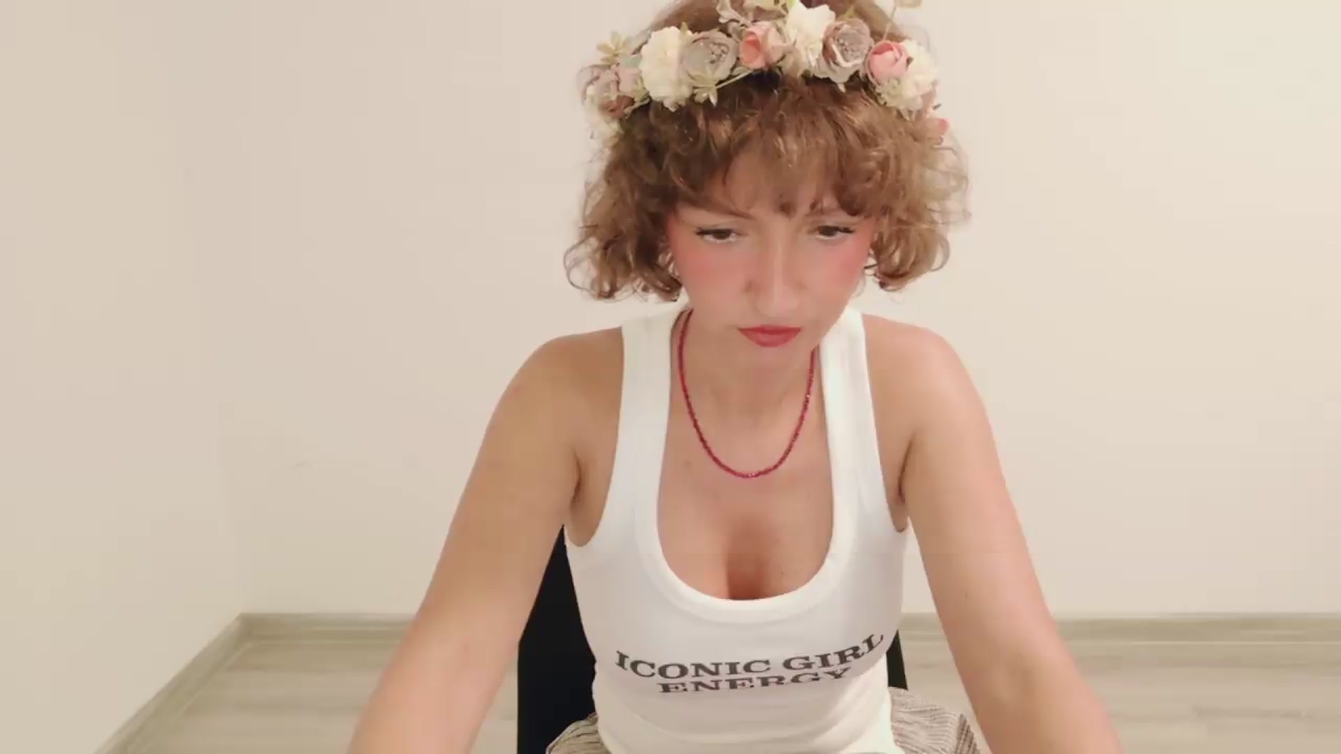 Gallery image thumbnail from Perlaa's myfreecams stream on, 08/03/2026, 24:47 image 11 of 20