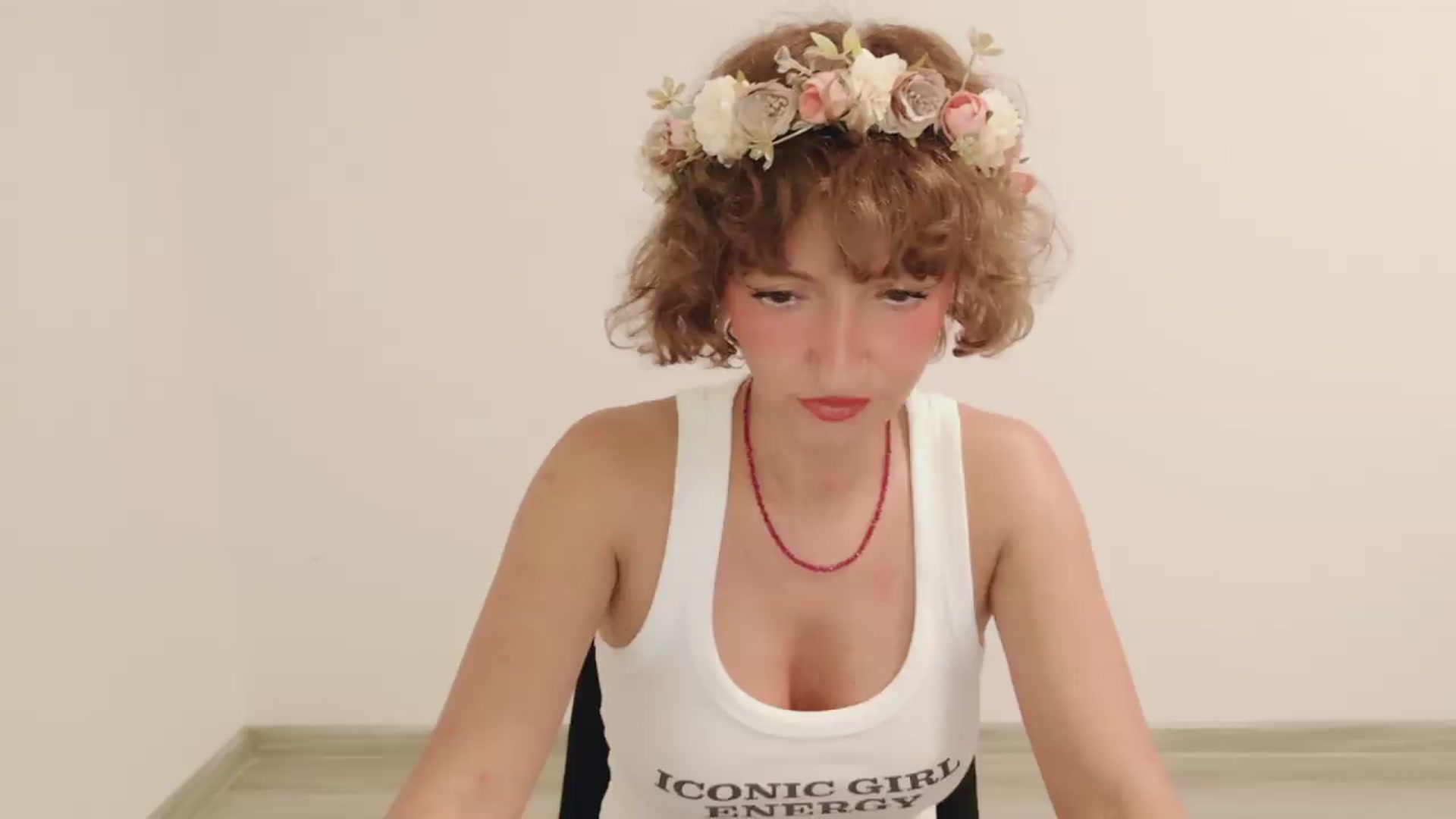 Gallery image thumbnail from Perlaa's myfreecams stream on, 08/03/2026, 24:47 image 14 of 20