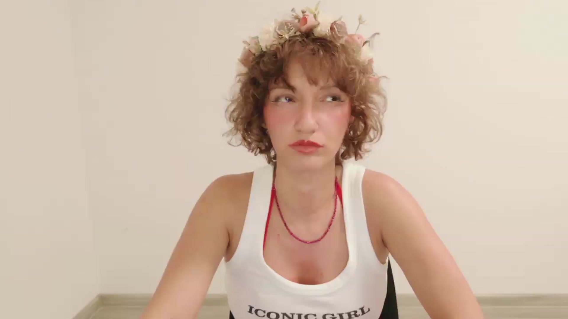 Gallery image thumbnail from Perlaa's myfreecams stream on, 08/03/2026, 06:03 image 8 of 20