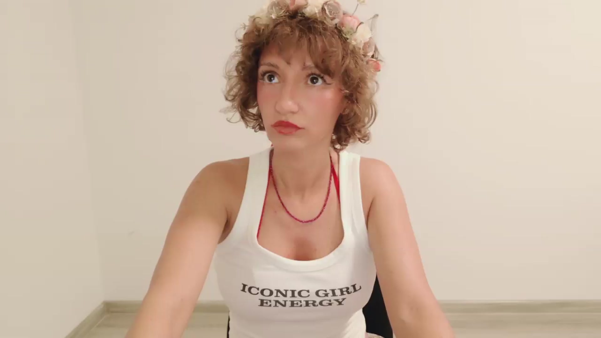 Gallery image thumbnail from Perlaa's myfreecams stream on, 08/03/2026, 06:03 image 16 of 20