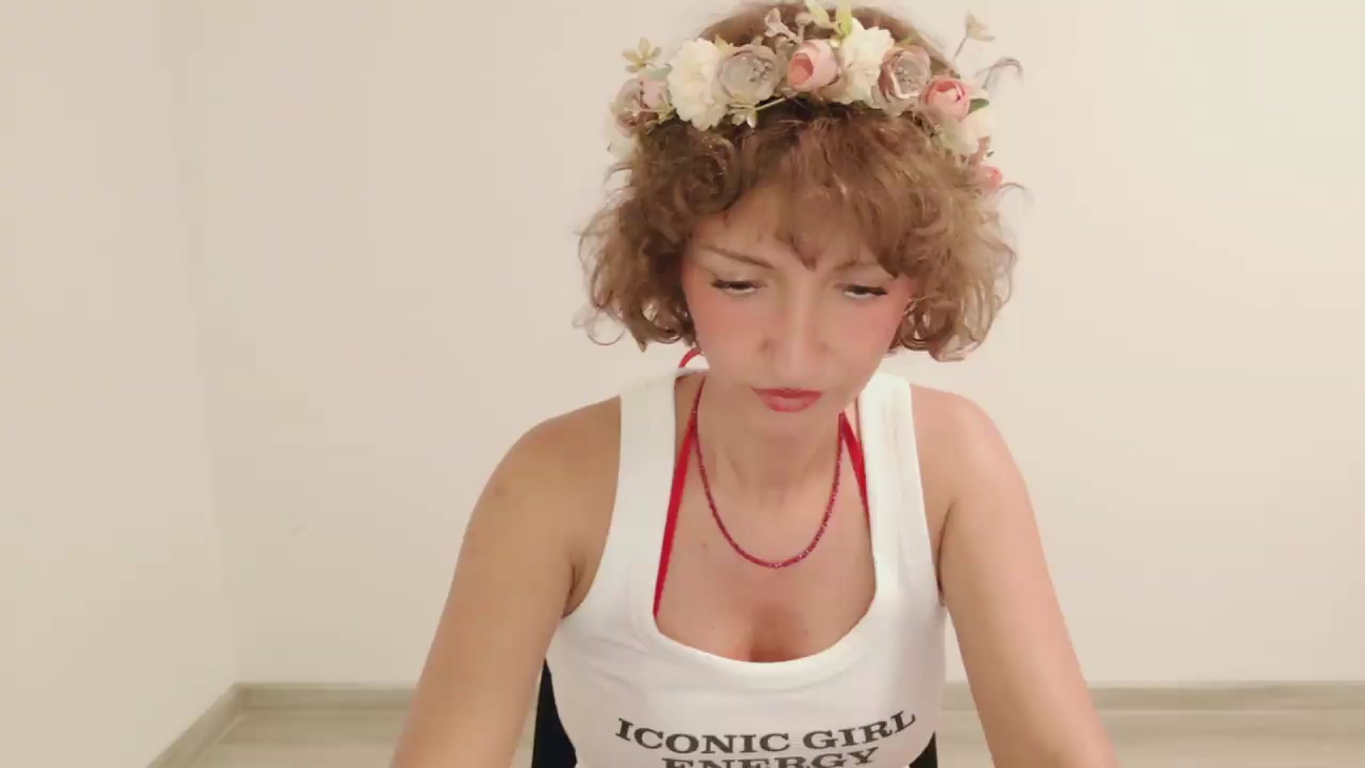 Gallery image thumbnail from Perlaa's myfreecams stream on, 08/03/2026, 06:03 image 14 of 20