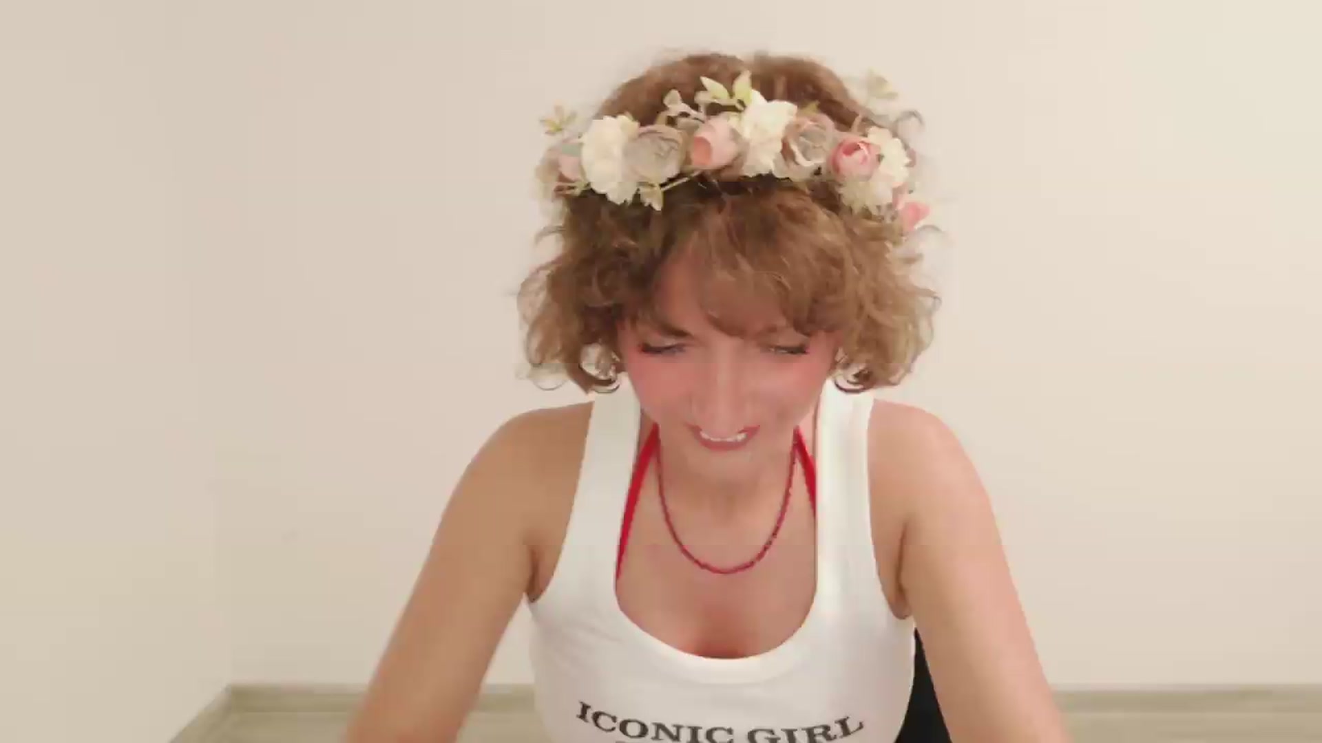 Gallery image thumbnail from Perlaa's myfreecams stream on, 08/03/2026, 06:03 image 1 of 20