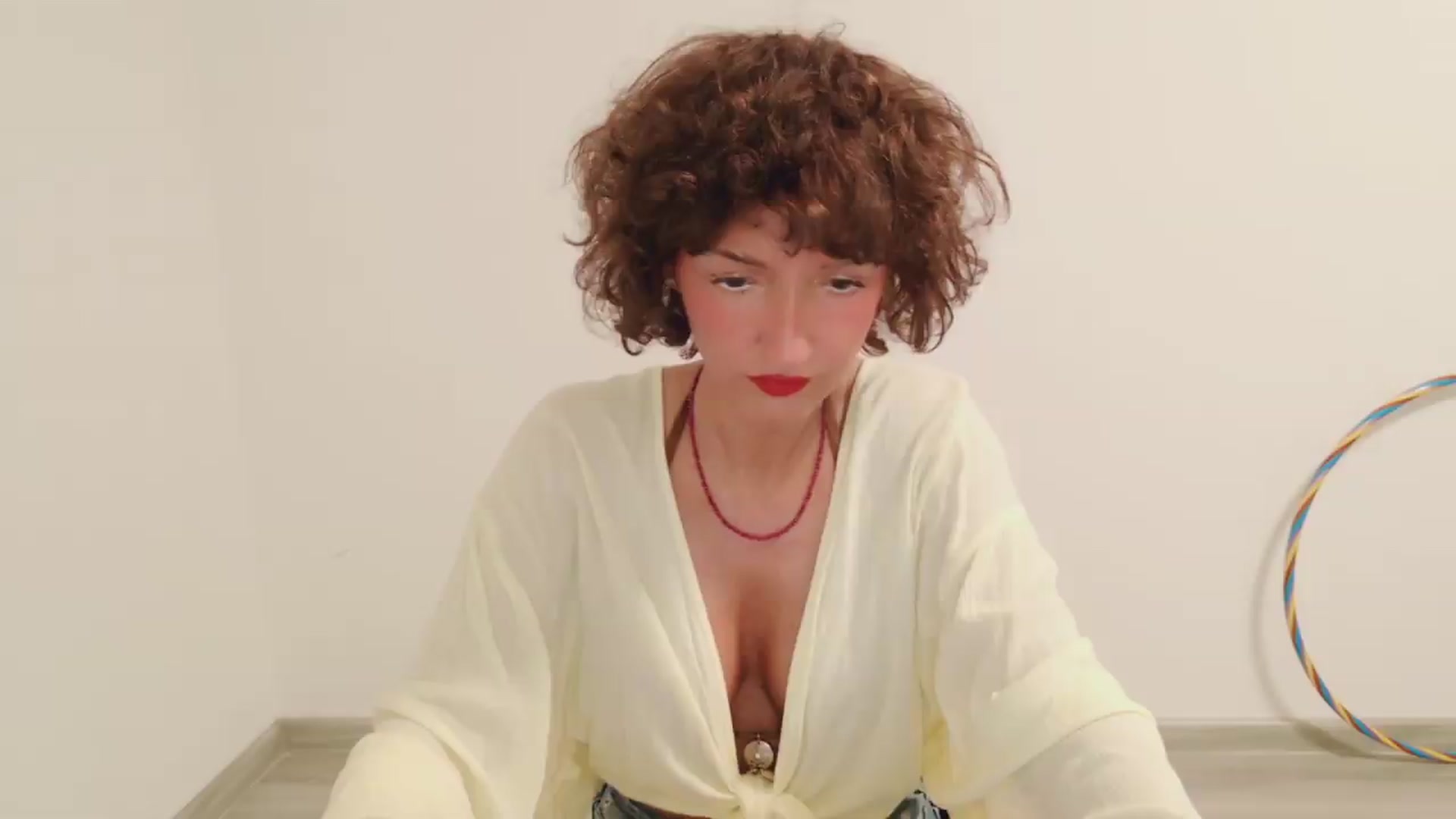 Gallery image thumbnail from Perlaa's myfreecams stream on, 08/10/2026, 20:12 image 17 of 20