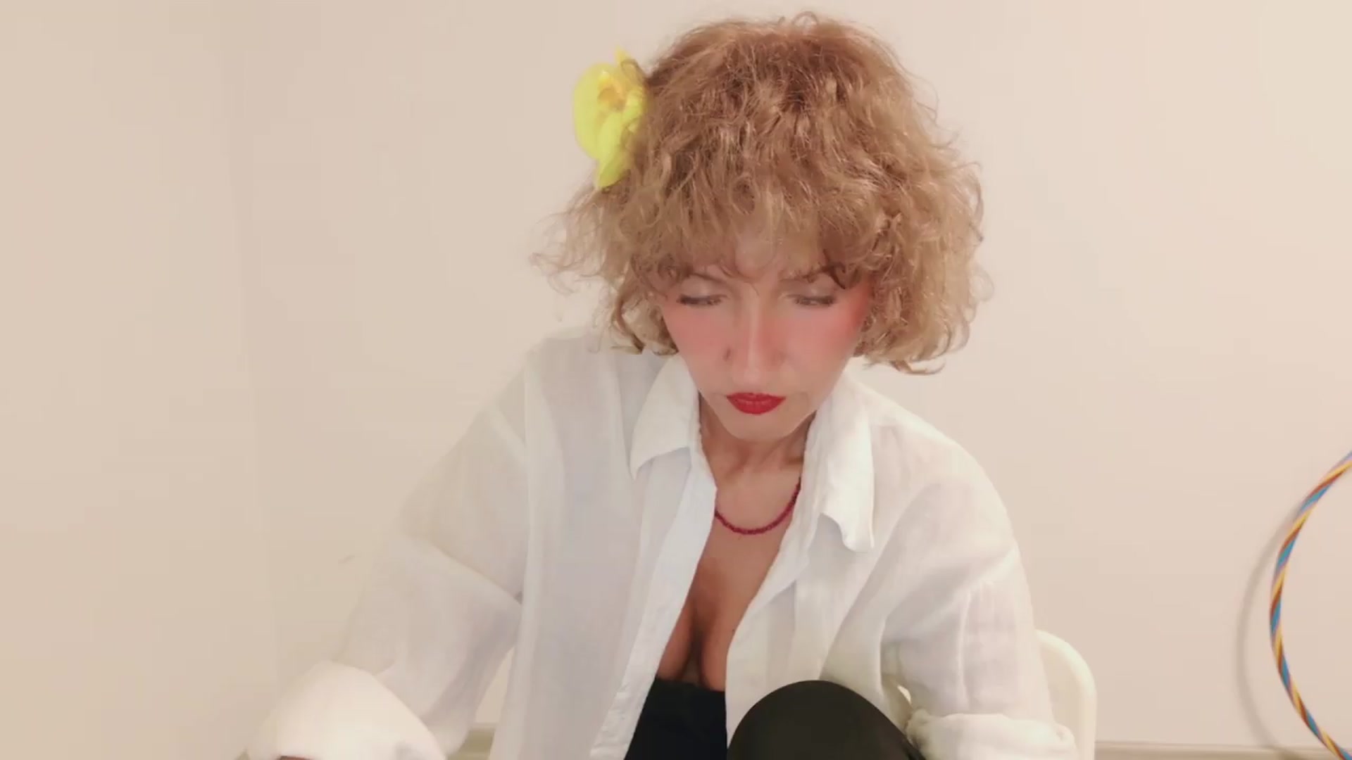 Gallery image thumbnail from Perlaa's myfreecams stream on, 08/16/2026, 02:45 image 6 of 20