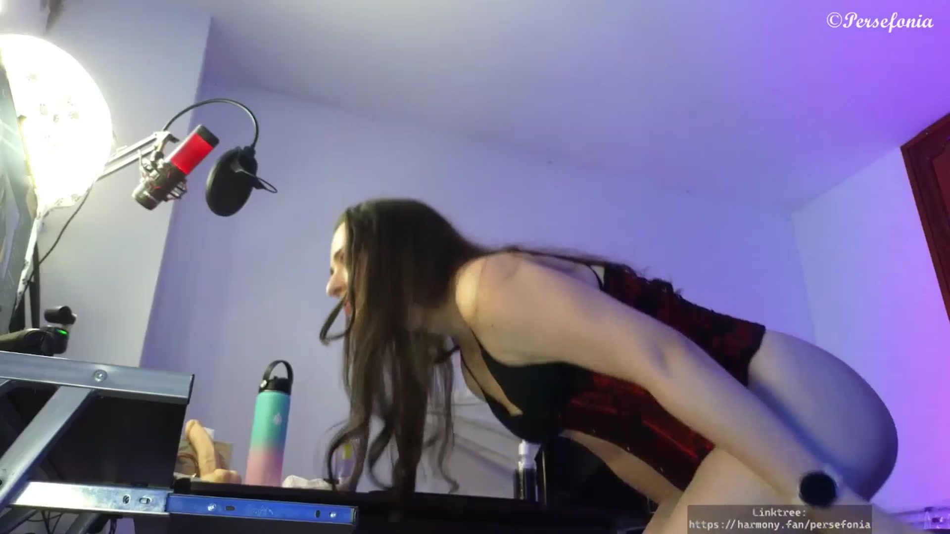 Gallery image thumbnail from Persefonia's myfreecams stream on, 11/21/2025, 24:02 image 9 of 20