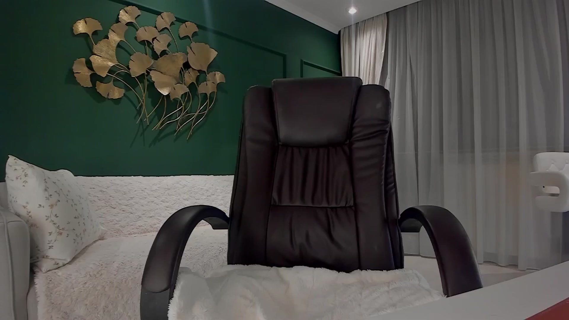 Gallery image thumbnail from Persephone_'s myfreecams stream on, 11/28/2024, 18:27 image 10 of 20