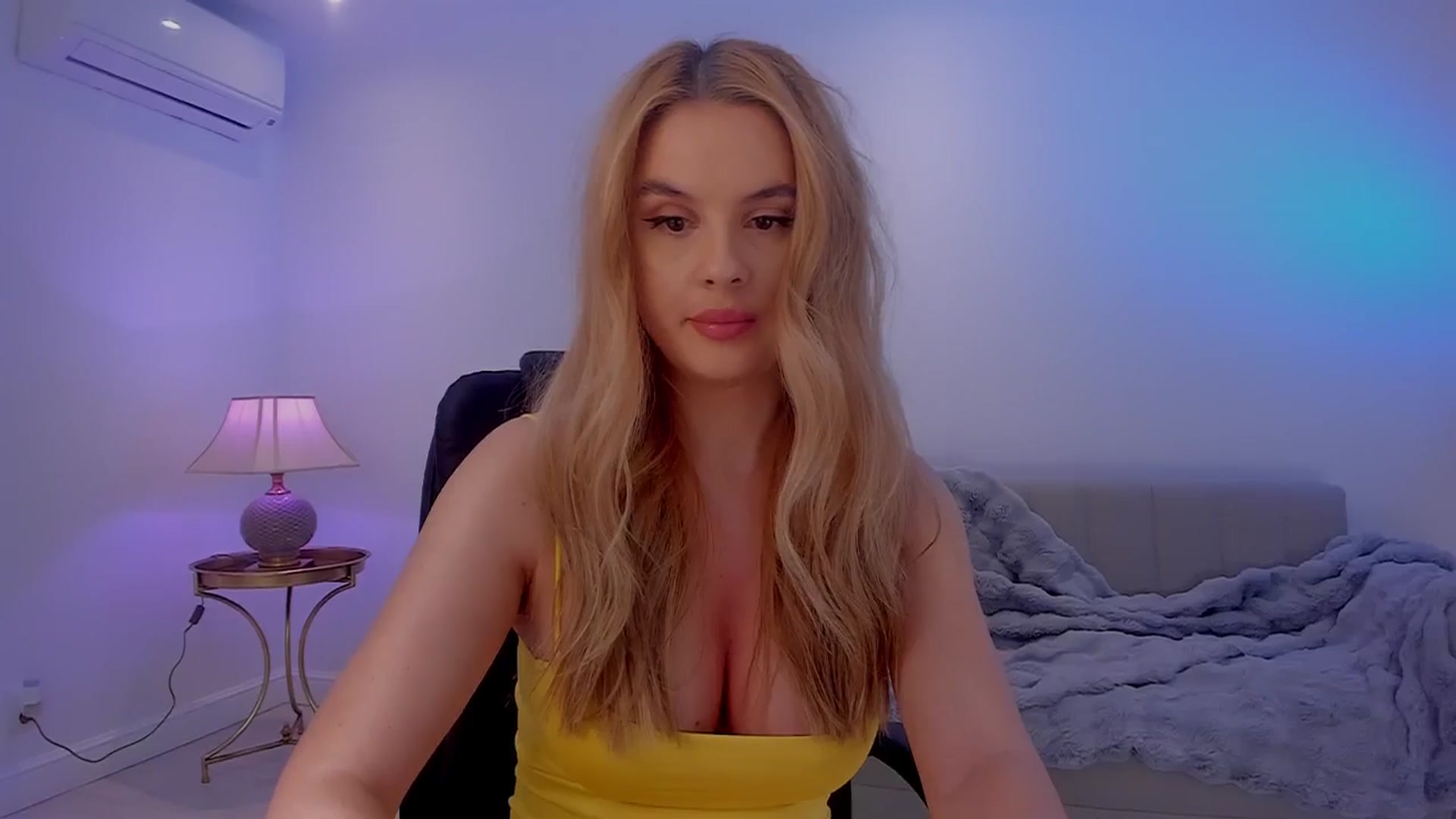Gallery image thumbnail from Persephone_'s myfreecams stream on, 01/04/2025, 21:05 image 15 of 20