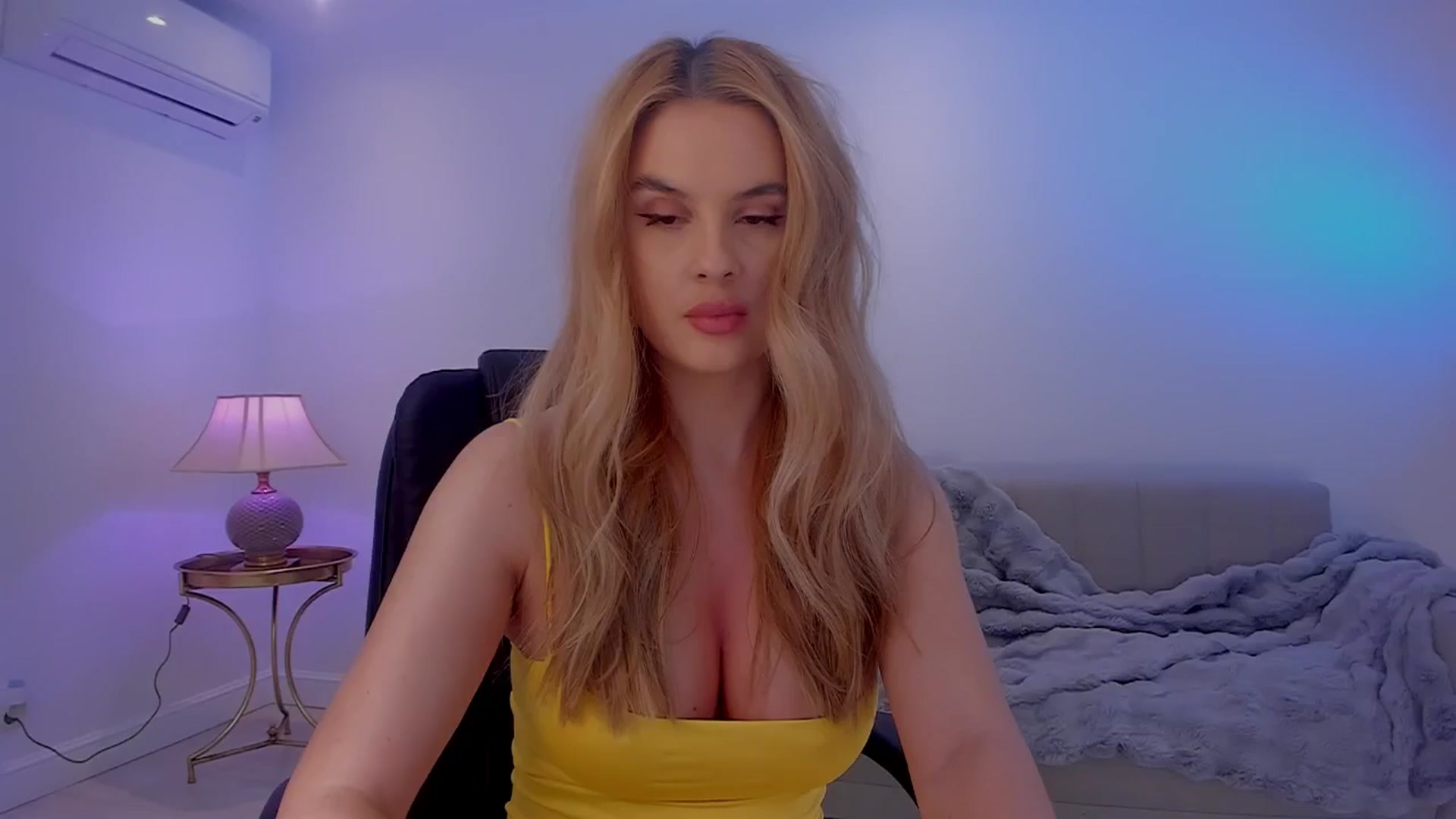 Gallery image thumbnail from Persephone_'s myfreecams stream on, 01/04/2025, 21:05 image 12 of 20