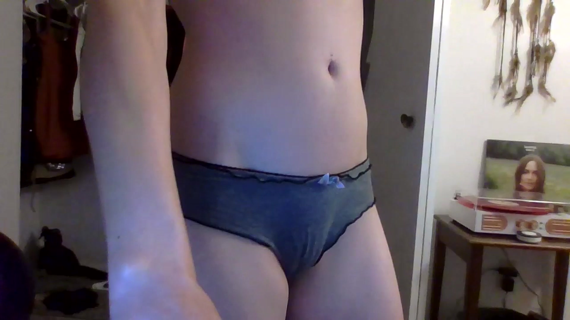 Gallery image thumbnail from Persephone___'s myfreecams stream on, 08/18/2025, 09:47 image 5 of 20