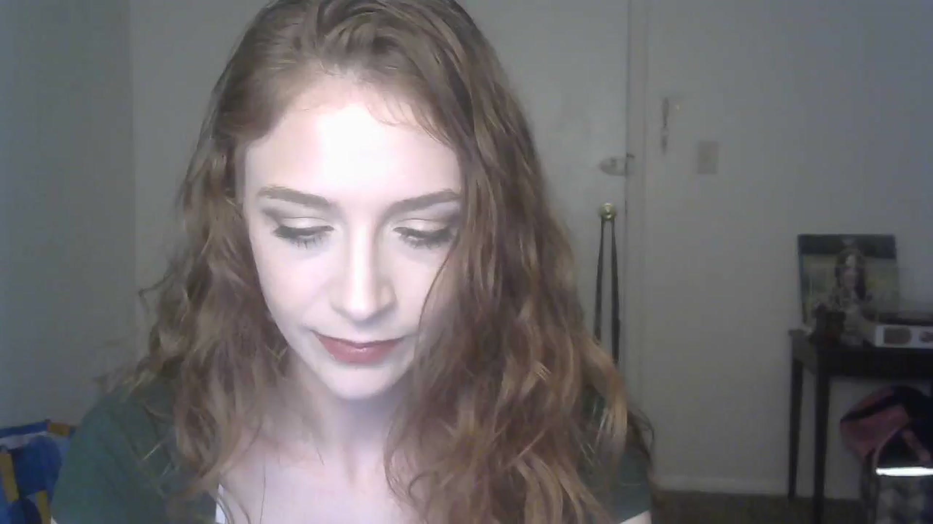 Gallery image thumbnail from Persephone___'s myfreecams stream on, 04/05/2026, 18:33 image 16 of 20