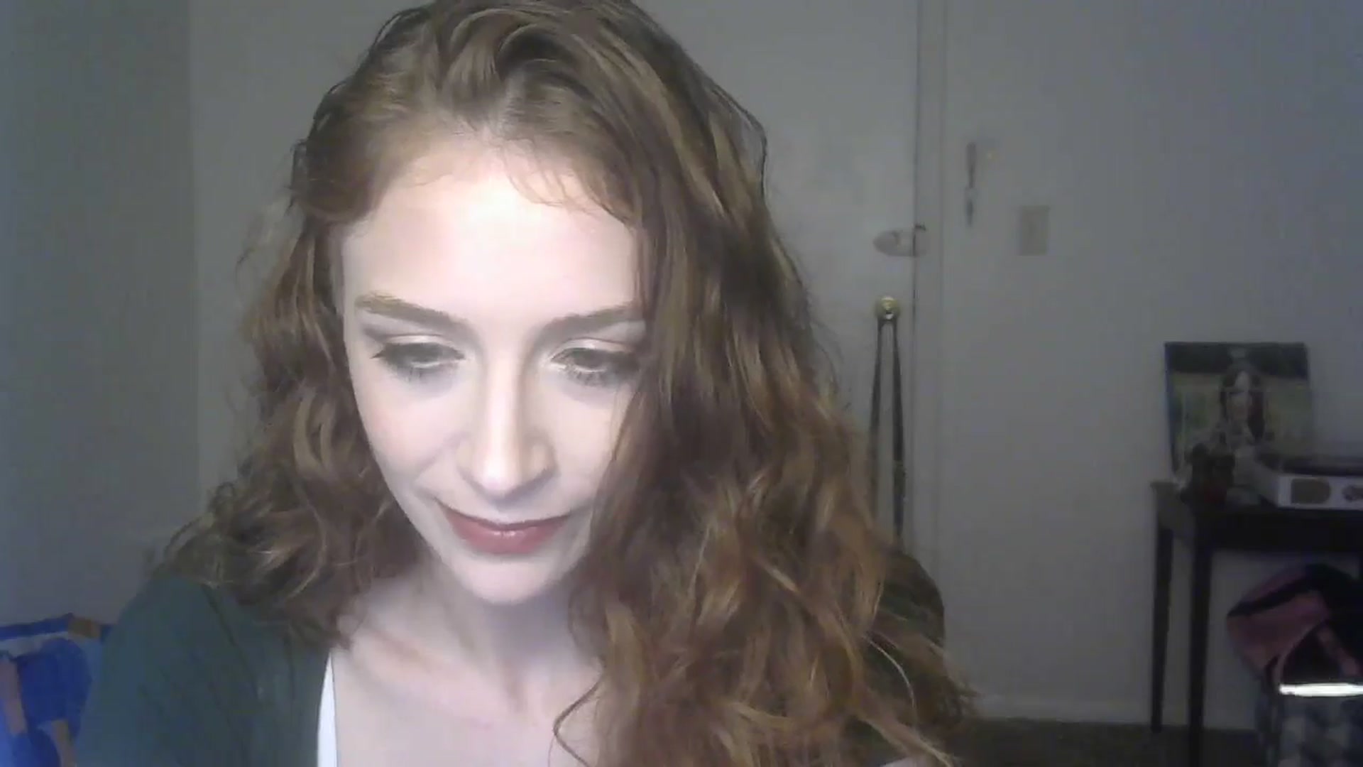 Gallery image thumbnail from Persephone___'s myfreecams stream on, 04/05/2026, 18:33 image 13 of 20
