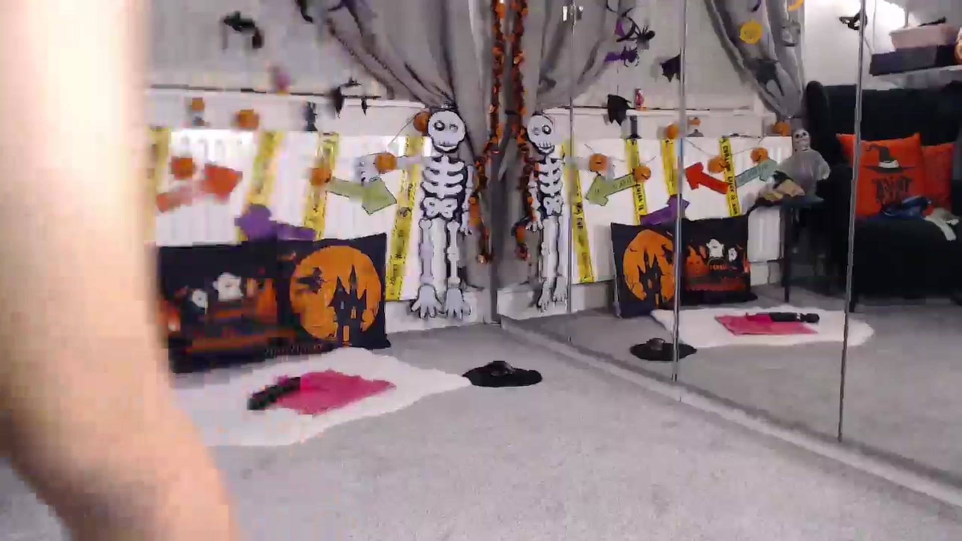 Gallery image thumbnail from PersianGirl's myfreecams stream on, 09/29/2024, 05:35 image 14 of 20