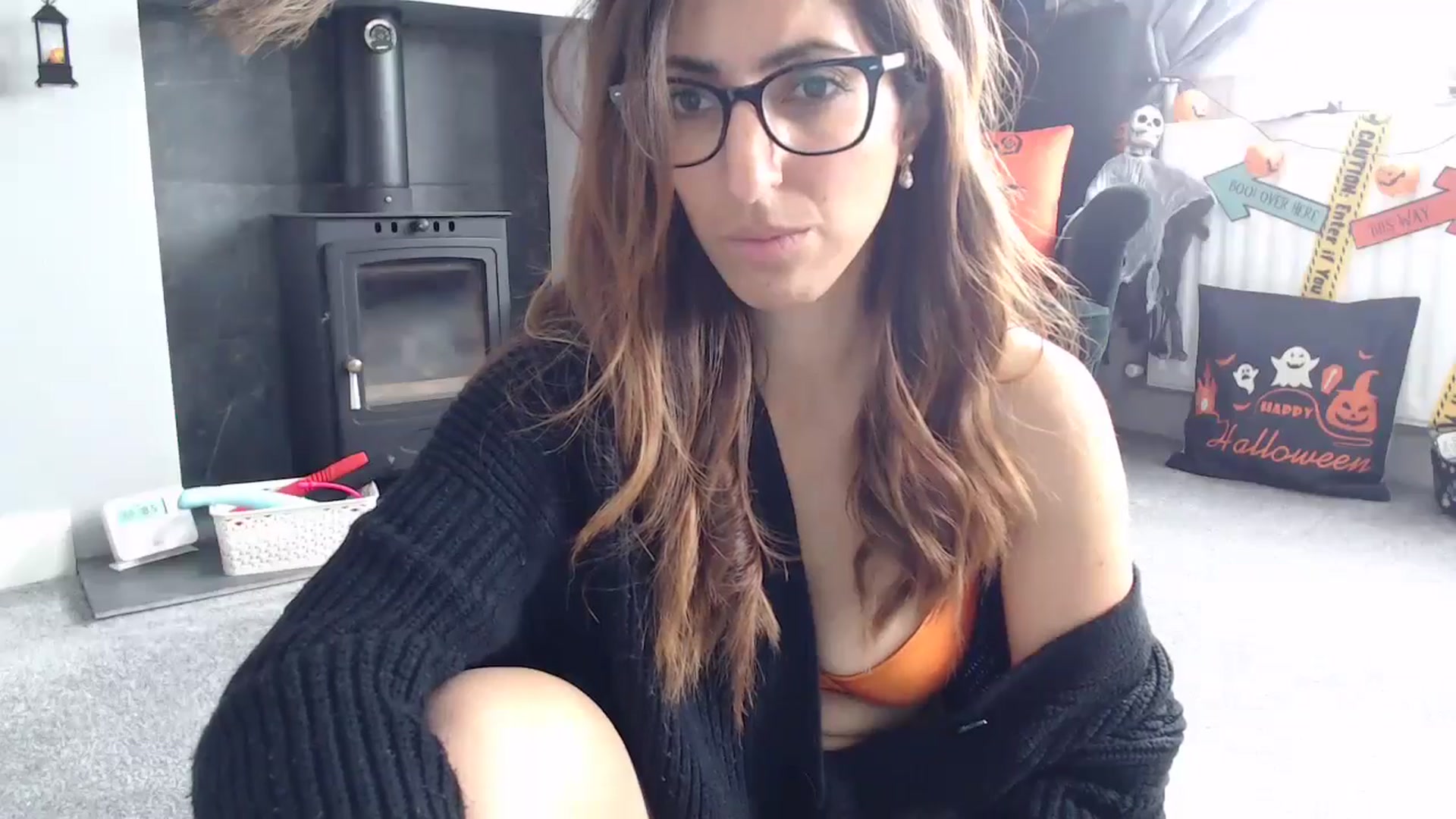 Gallery image thumbnail from PersianGirl's myfreecams stream on, 10/03/2024, 09:06 image 20 of 20