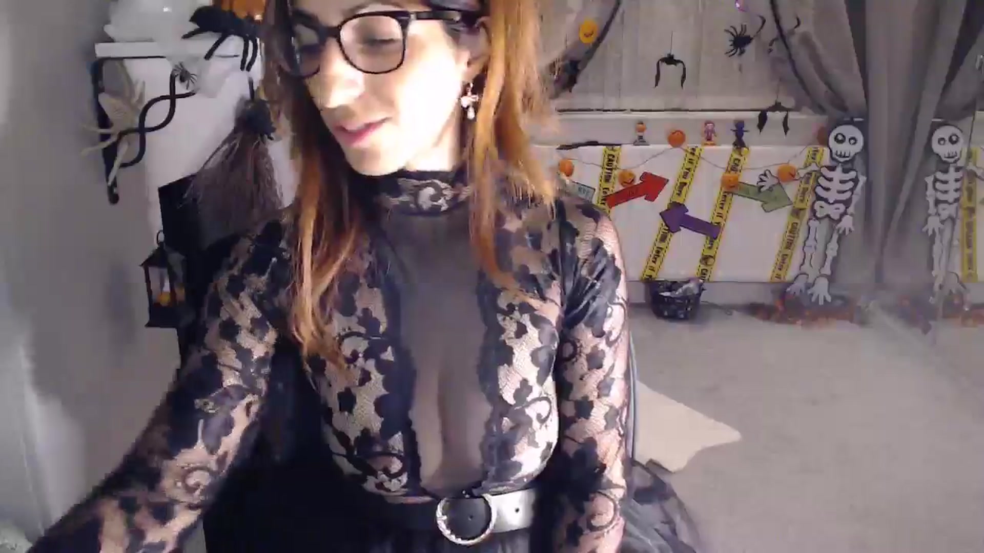 Gallery image thumbnail from PersianGirl's myfreecams stream on, 10/06/2024, 03:28 image 13 of 20