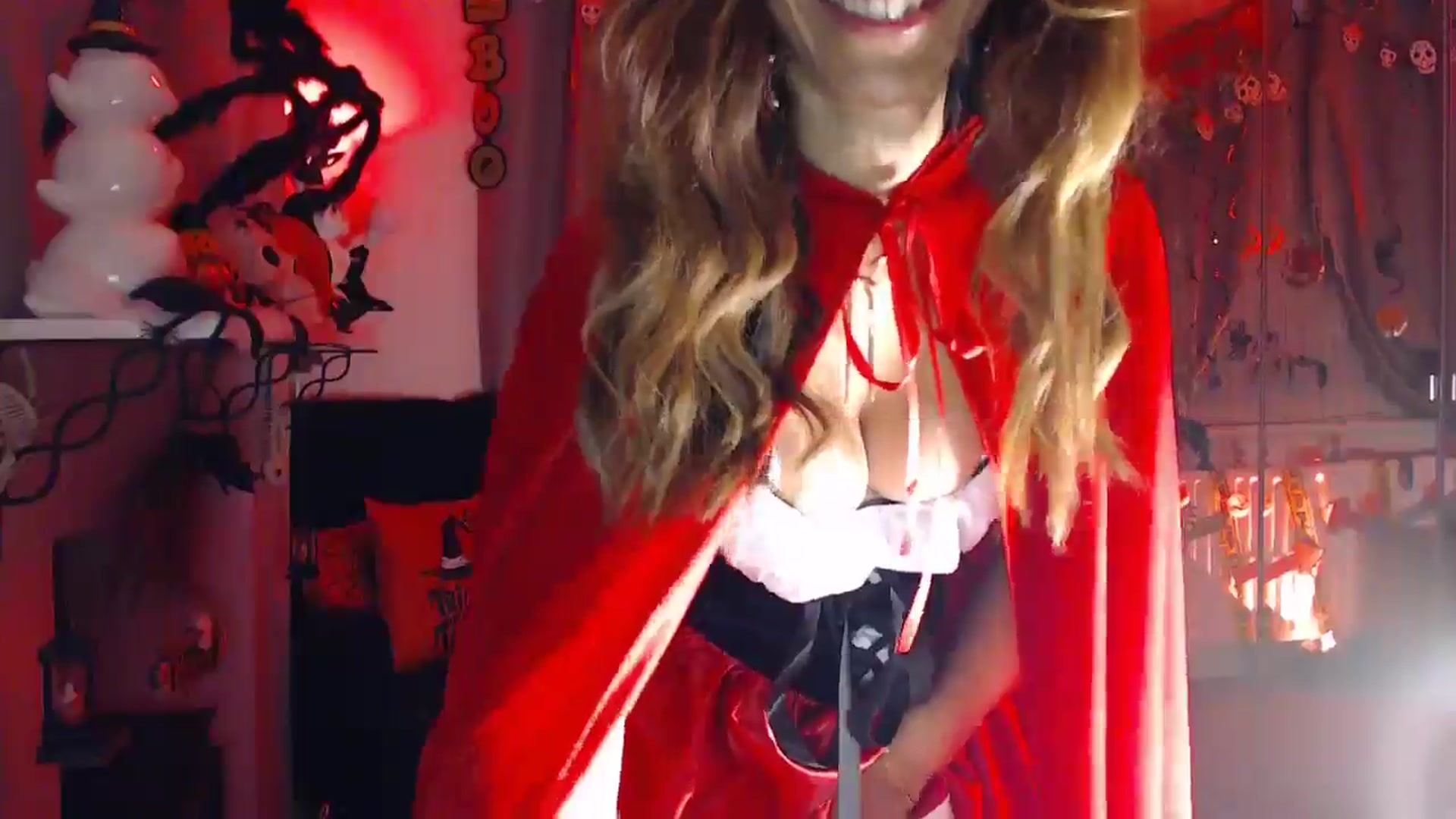 Gallery image thumbnail from PersianGirl's myfreecams stream on, 10/20/2024, 05:18 image 2 of 20