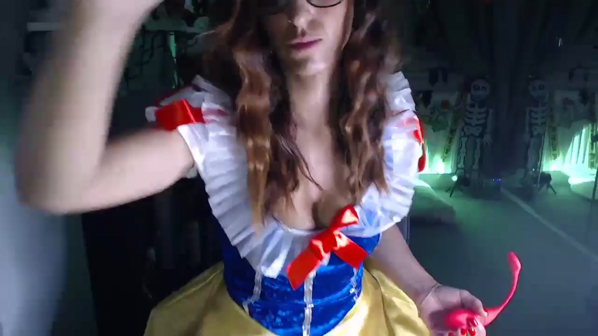 Gallery image thumbnail from PersianGirl's myfreecams stream on, 10/27/2024, 07:46 image 3 of 20