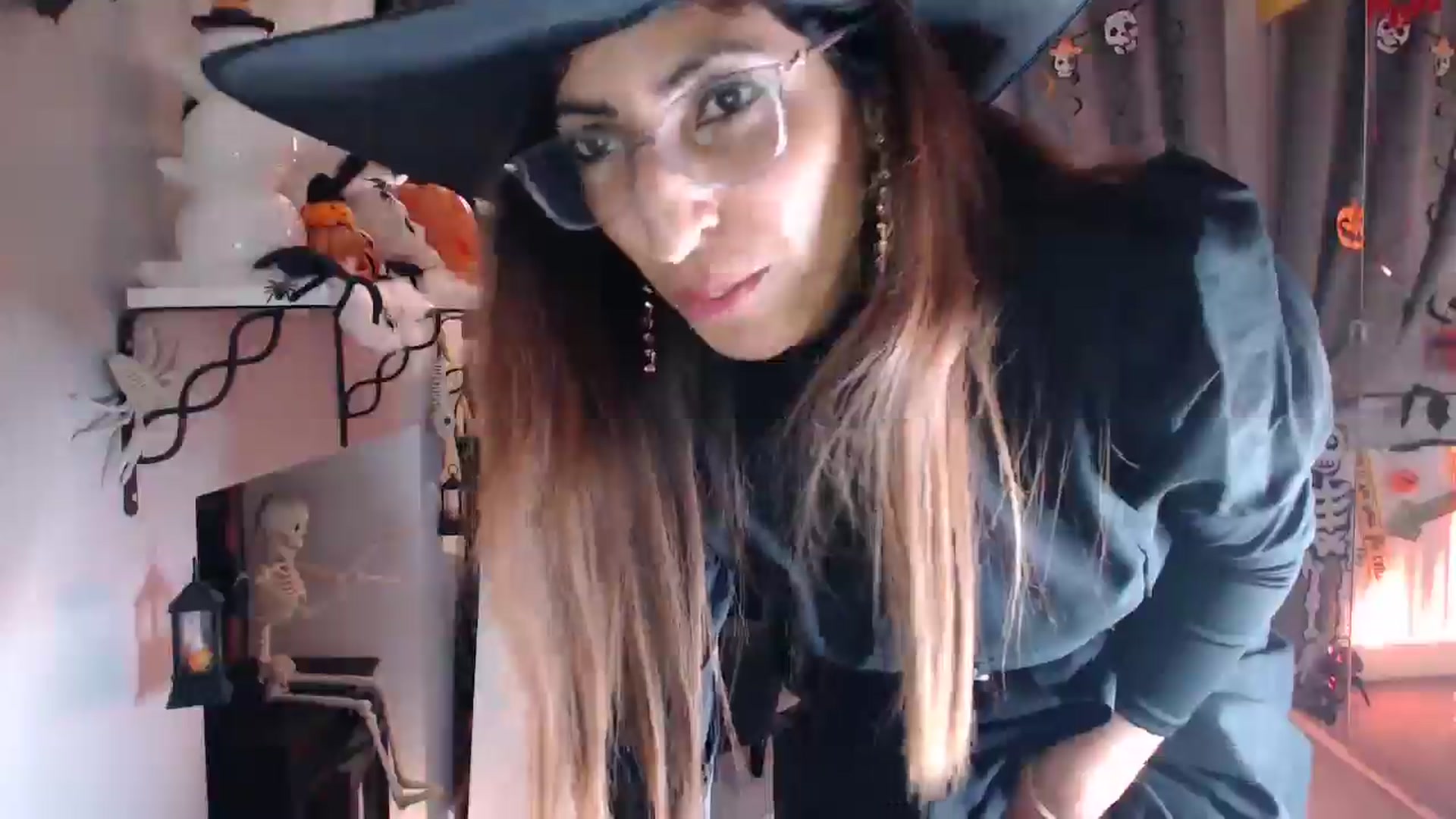 Gallery image thumbnail from PersianGirl's myfreecams stream on, 11/03/2024, 05:25 image 11 of 20