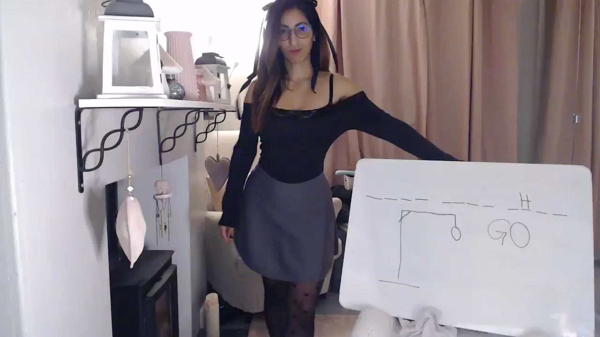 Gallery image thumbnail from PersianGirl's myfreecams stream on, 11/05/2024, 04:08 image 10 of 20
