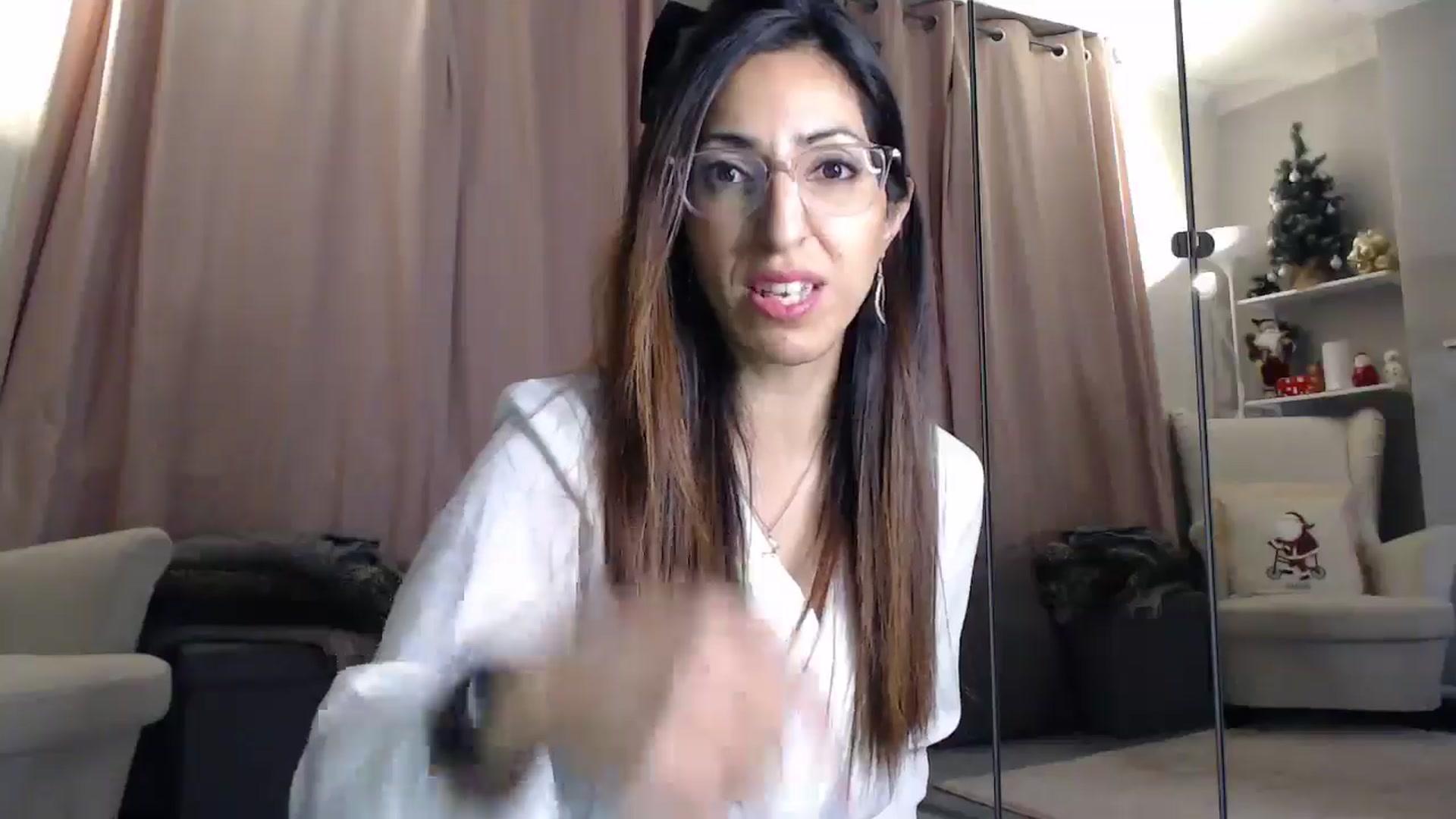 Gallery image thumbnail from PersianGirl's myfreecams stream on, 12/29/2024, 07:20 image 3 of 20