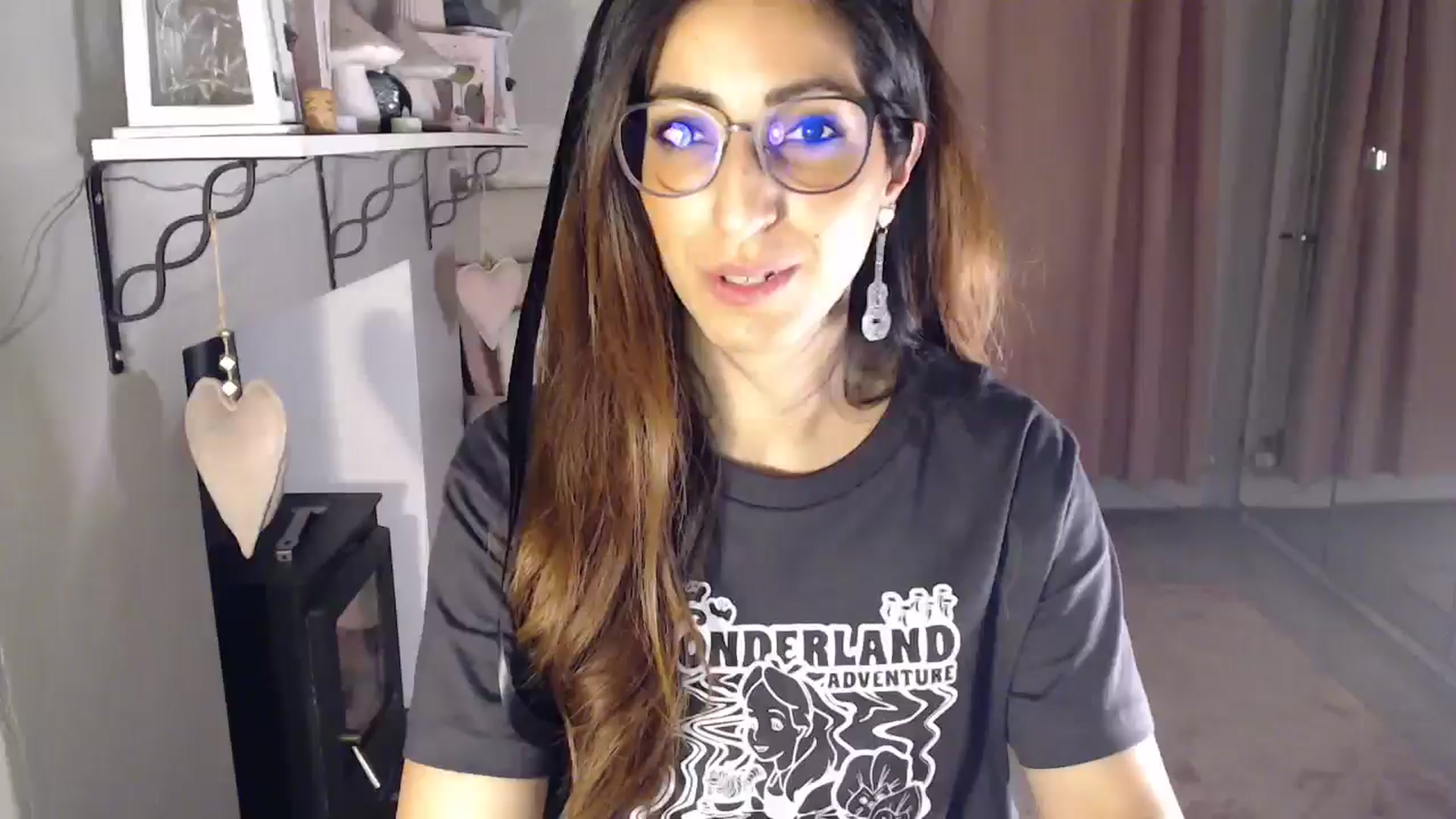 Gallery image thumbnail from PersianGirl's myfreecams stream on, 01/12/2025, 08:48 image 1 of 20