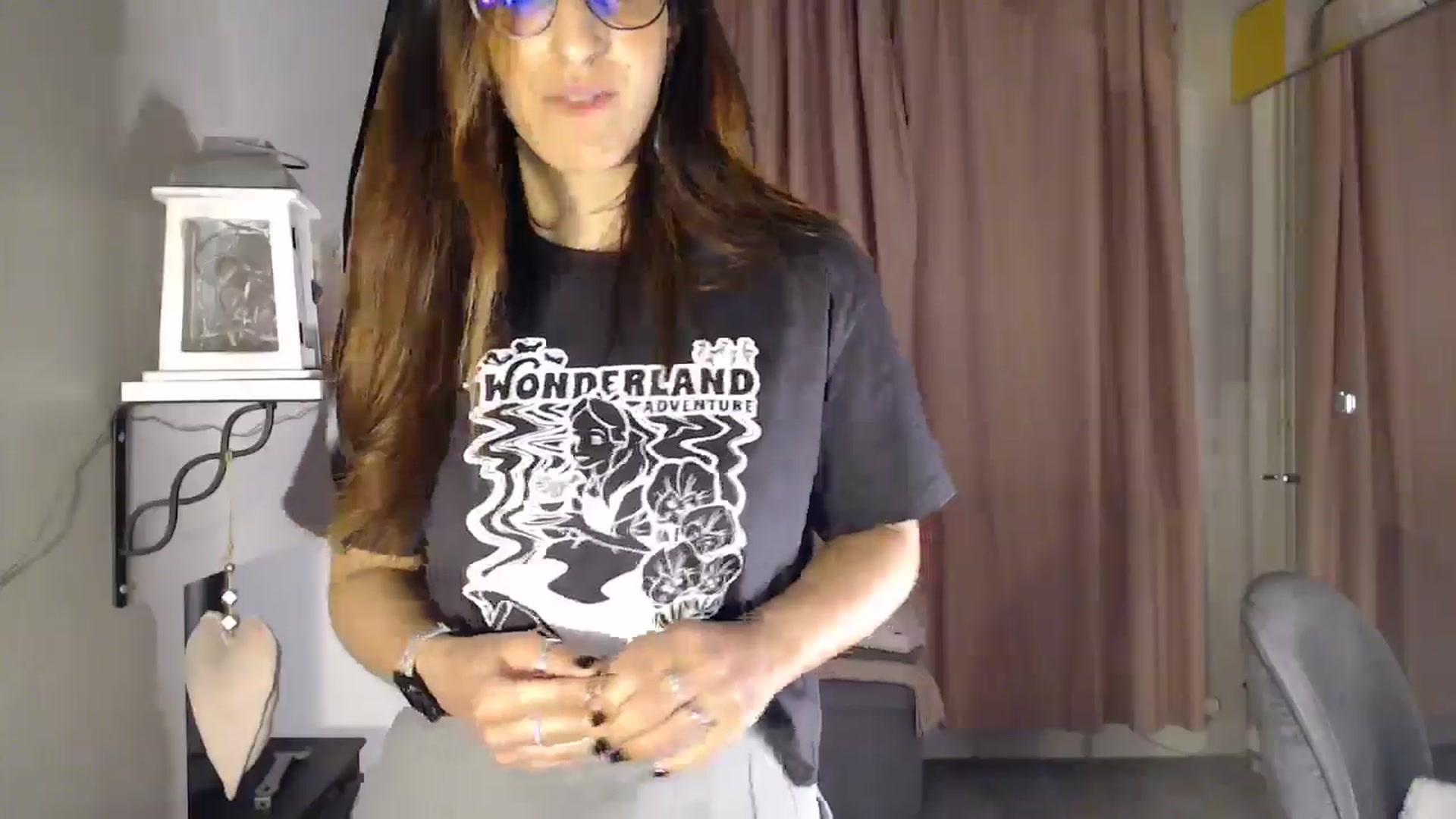 Gallery image thumbnail from PersianGirl's myfreecams stream on, 01/12/2025, 08:48 image 4 of 20