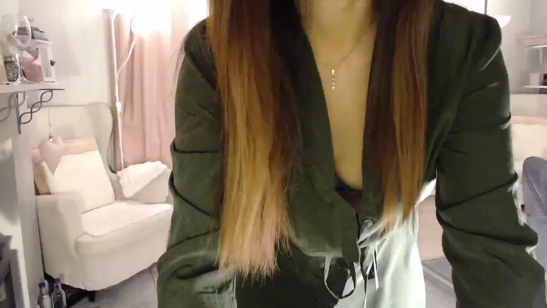 Gallery image thumbnail from PersianGirl's myfreecams stream on, 03/29/2025, 03:59 image 17 of 20