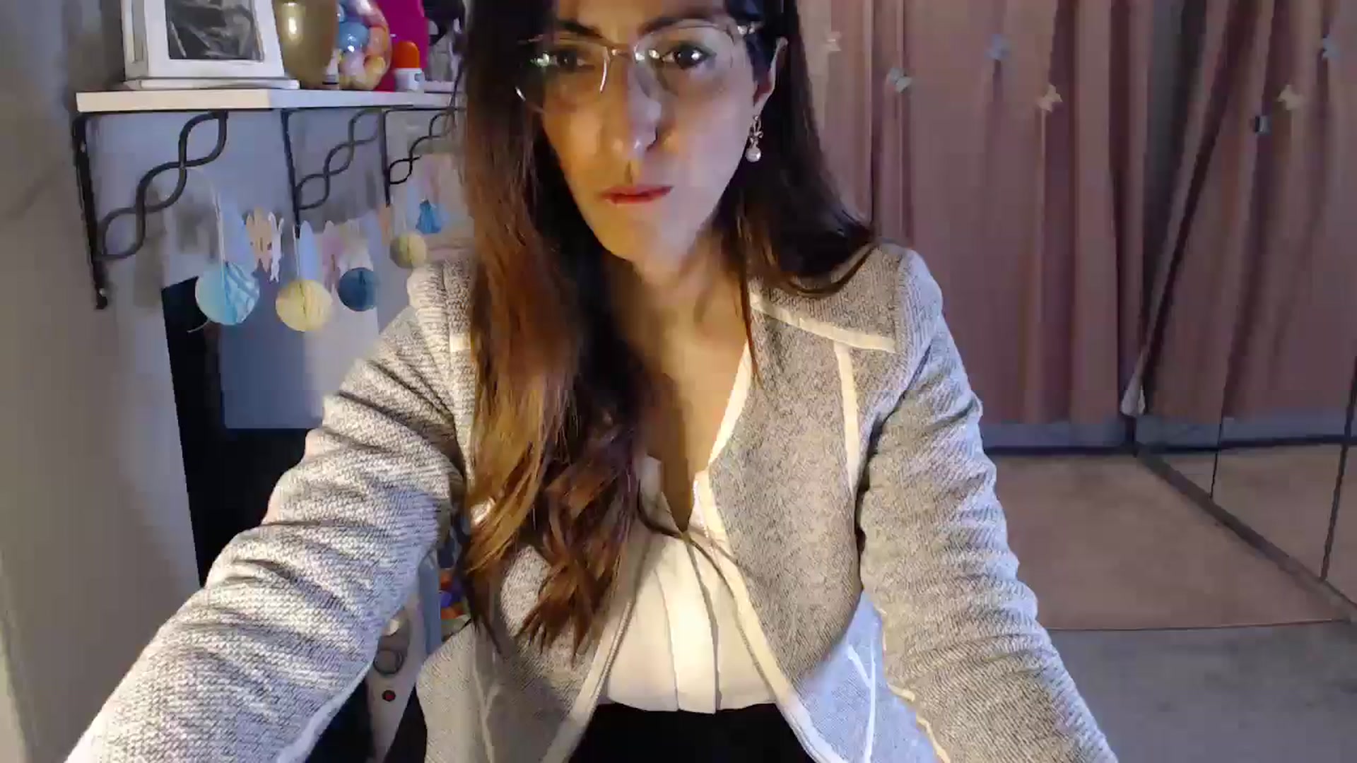 Gallery image thumbnail from PersianGirl's myfreecams stream on, 04/07/2025, 02:21 image 1 of 20