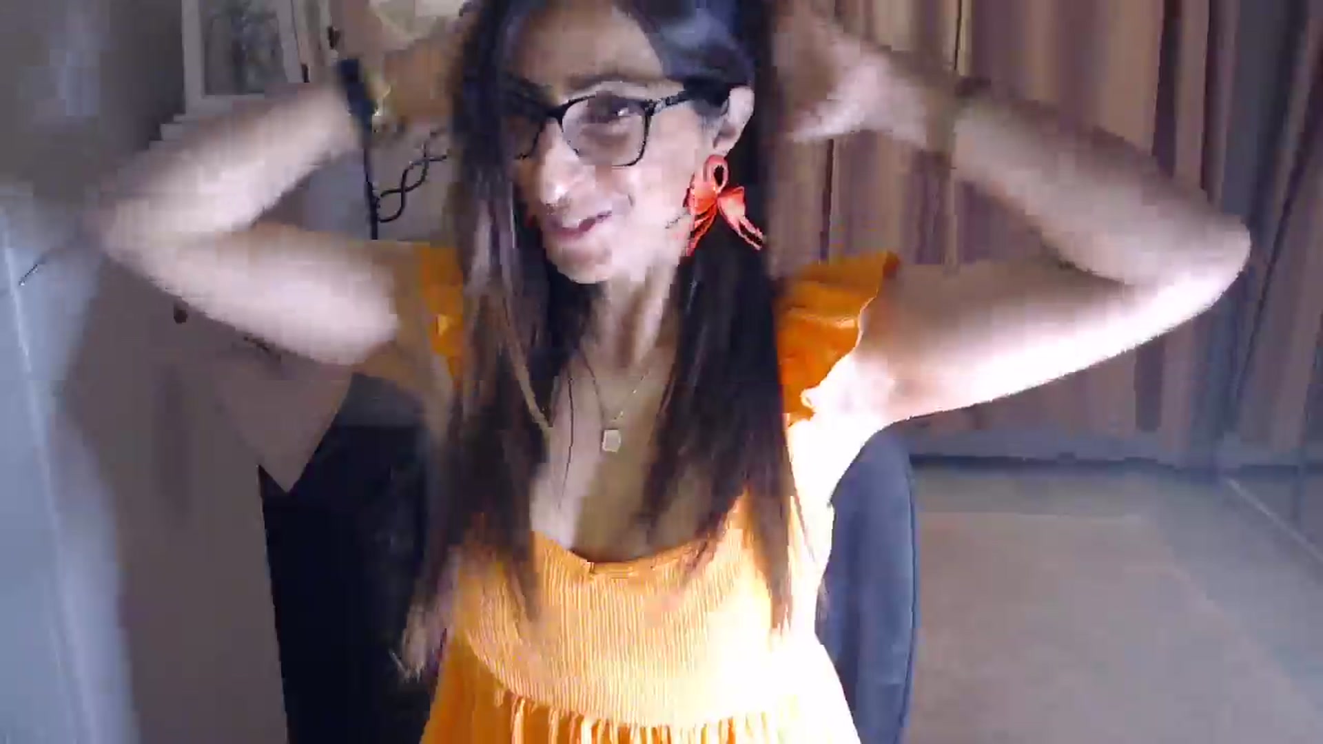 Gallery image thumbnail from PersianGirl's myfreecams stream on, 06/06/2025, 01:35 image 11 of 20