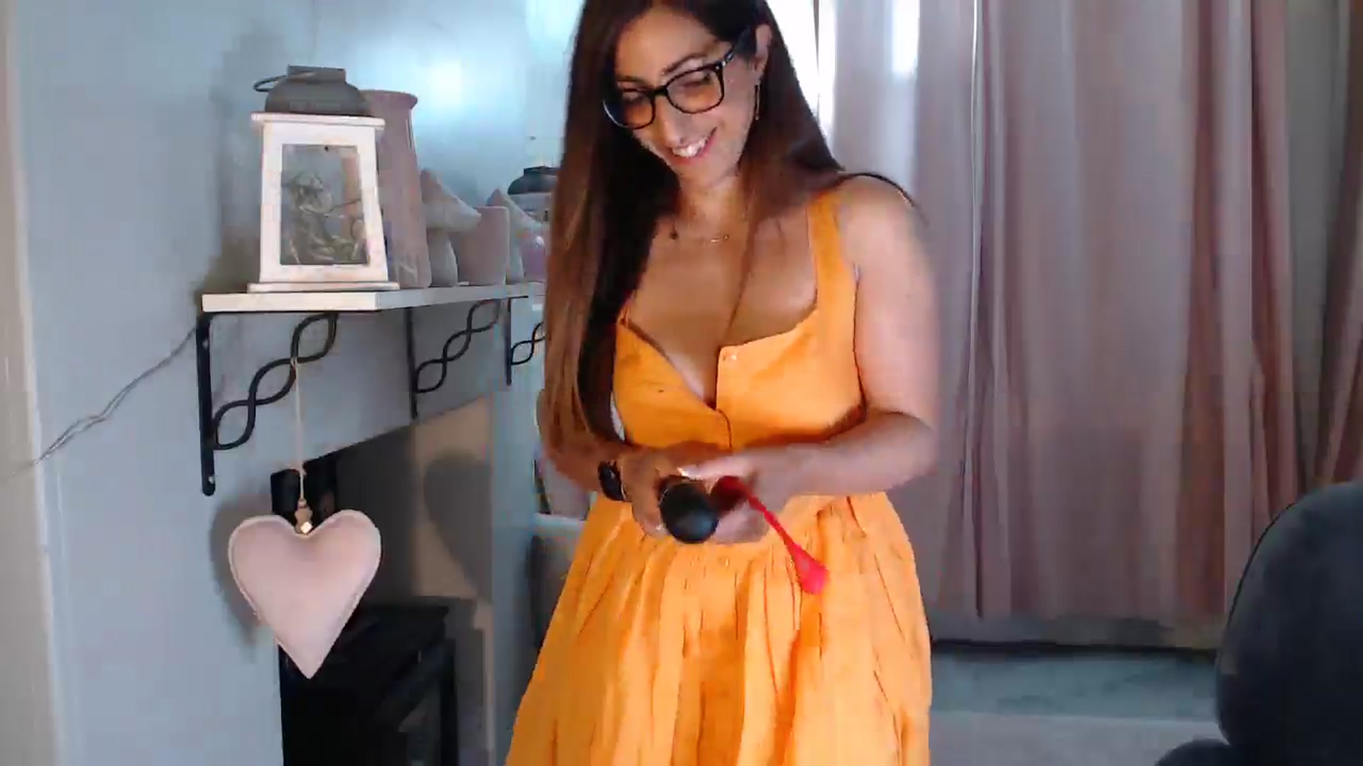 Gallery image thumbnail from PersianGirl's myfreecams stream on, 06/15/2025, 03:43 image 6 of 20