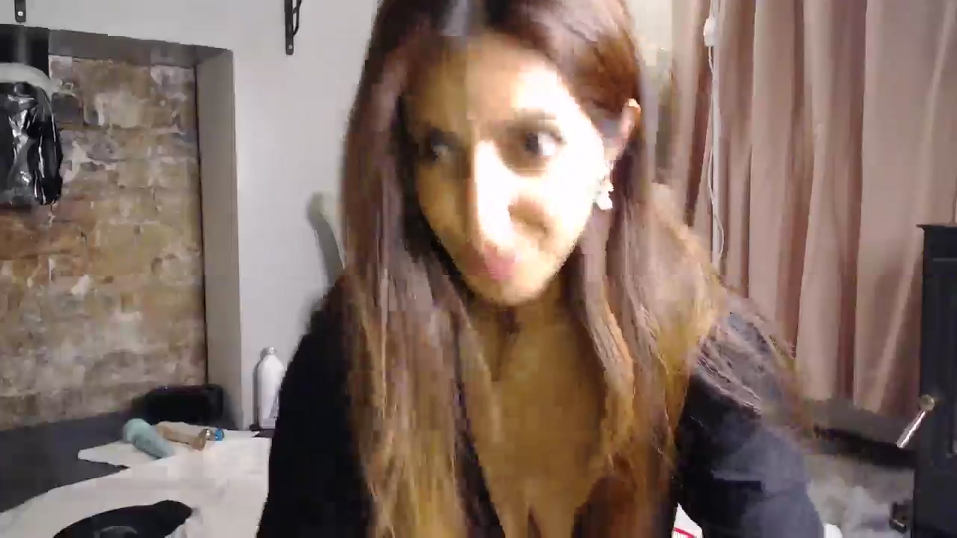 Gallery image thumbnail from PersianGirl's myfreecams stream on, 07/21/2025, 04:33 image 17 of 20