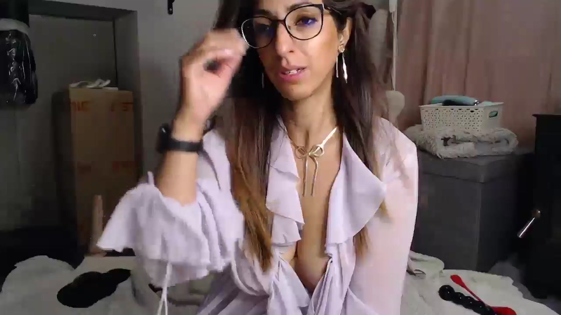 Gallery image thumbnail from PersianGirl's myfreecams stream on, 08/03/2025, 05:01 image 2 of 20