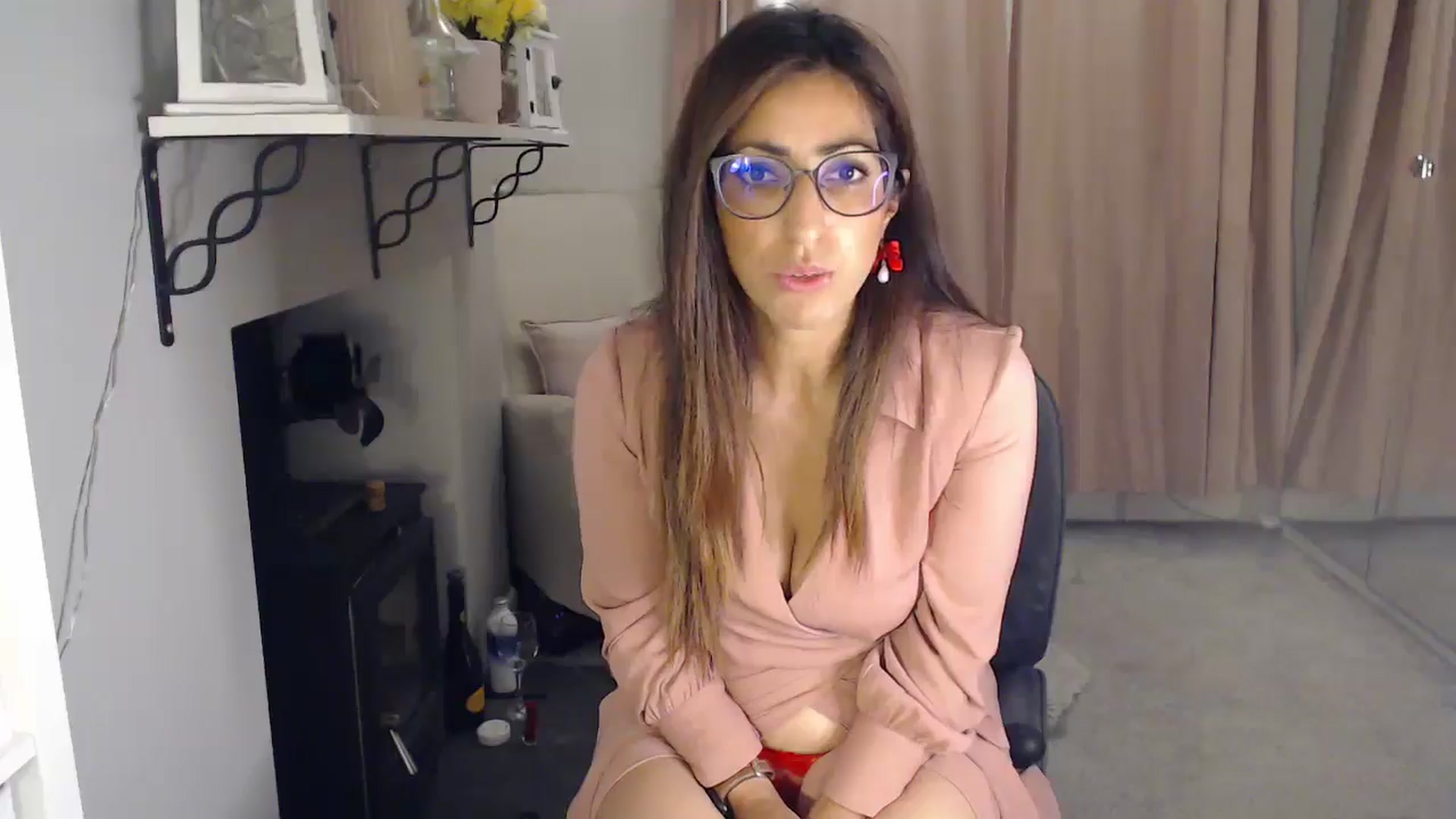 Gallery image thumbnail from PersianGirl's myfreecams stream on, 09/01/2025, 04:37 image 10 of 20