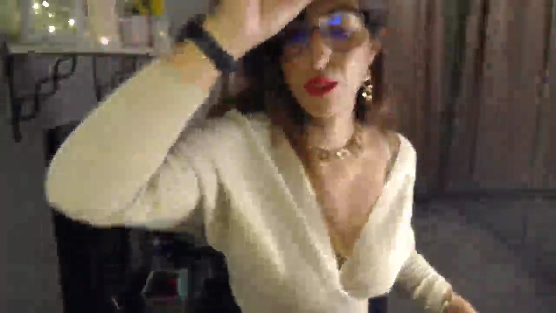Gallery image thumbnail from PersianGirl's myfreecams stream on, 09/05/2025, 03:11 image 10 of 20