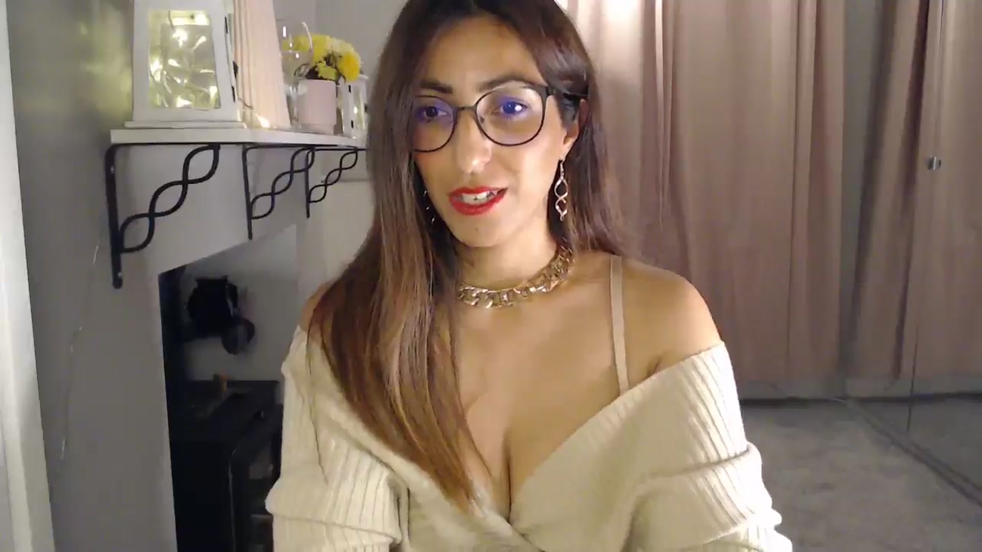 Gallery image thumbnail from PersianGirl's myfreecams stream on, 09/05/2025, 03:11 image 5 of 20