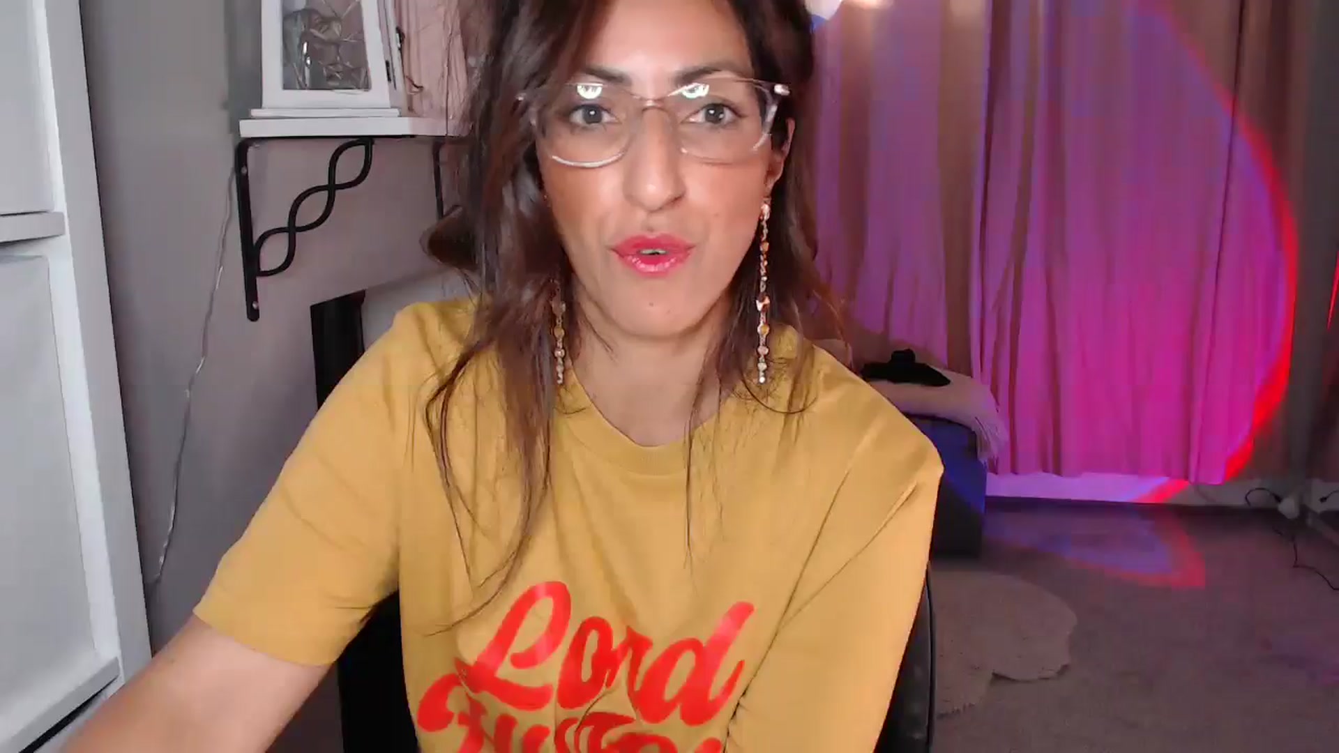 Gallery image thumbnail from PersianGirl's myfreecams stream on, 09/27/2025, 03:08 image 12 of 20