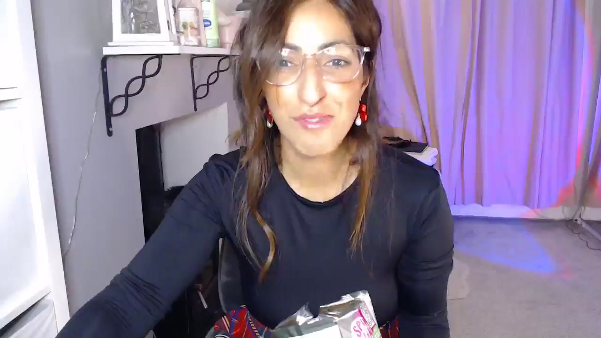 Gallery image thumbnail from PersianGirl's myfreecams stream on, 09/28/2025, 04:01 image 5 of 20