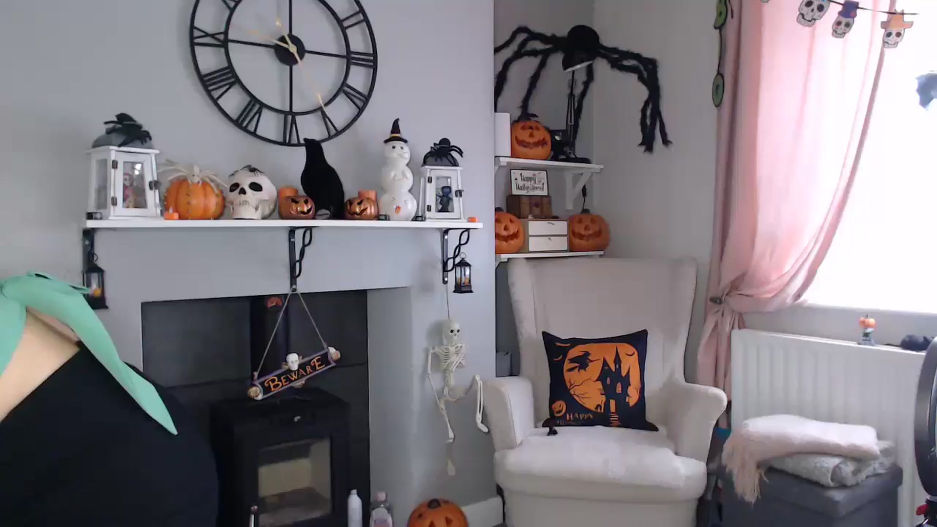 Gallery image thumbnail from PersianGirl's myfreecams stream on, 10/08/2025, 09:02 image 1 of 20