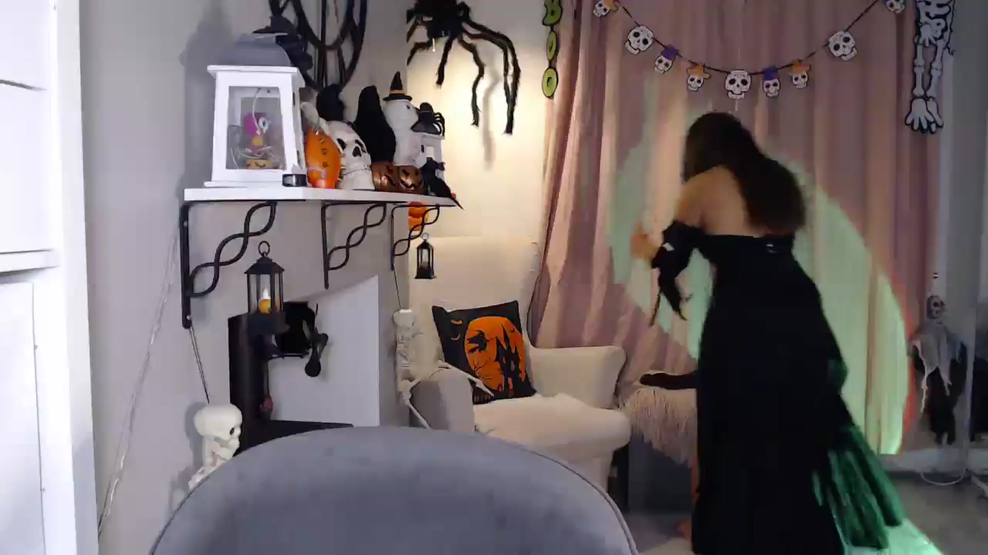Gallery image thumbnail from PersianGirl's myfreecams stream on, 10/16/2025, 05:56 image 6 of 20