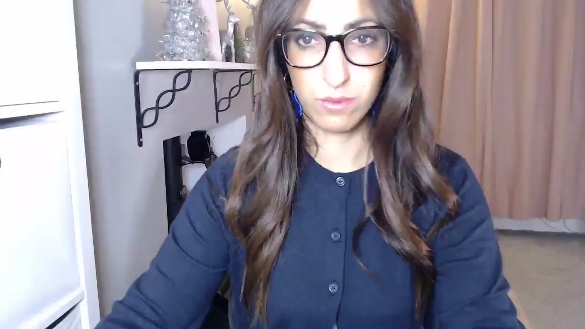 Gallery image thumbnail from PersianGirl's myfreecams stream on, 01/04/2026, 04:09 image 3 of 20