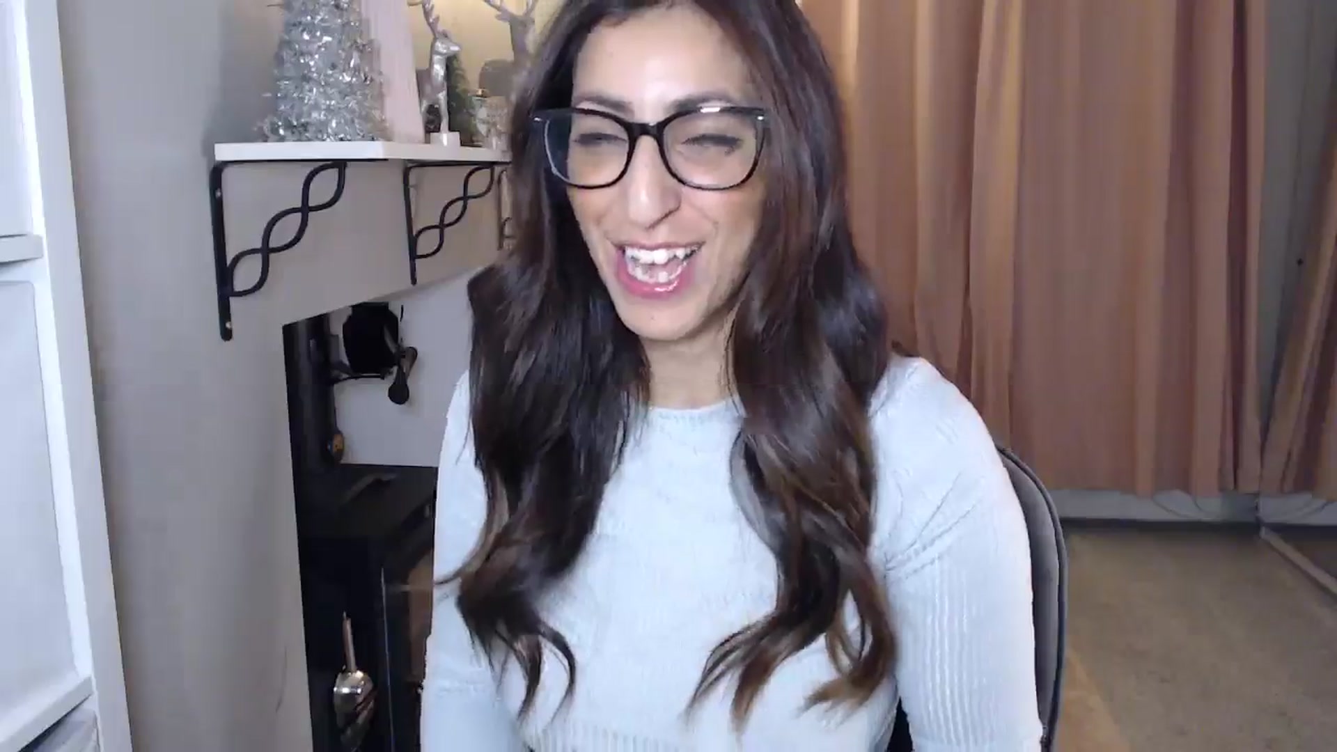 Gallery image thumbnail from PersianGirl's myfreecams stream on, 01/09/2026, 03:38 image 4 of 20